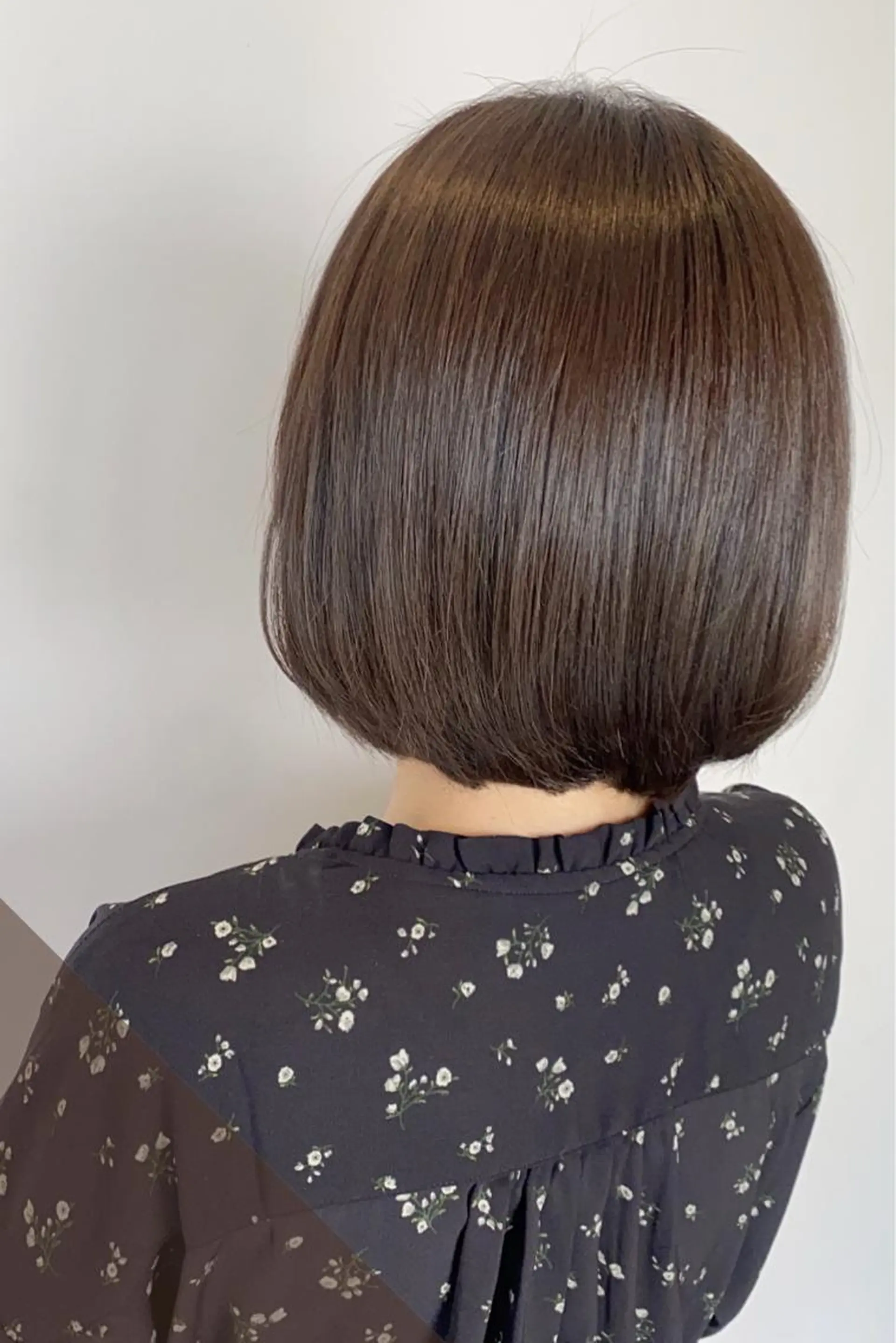 ミディアム カラー ベージュカラー 菊地 紗矢のヘアスタイル