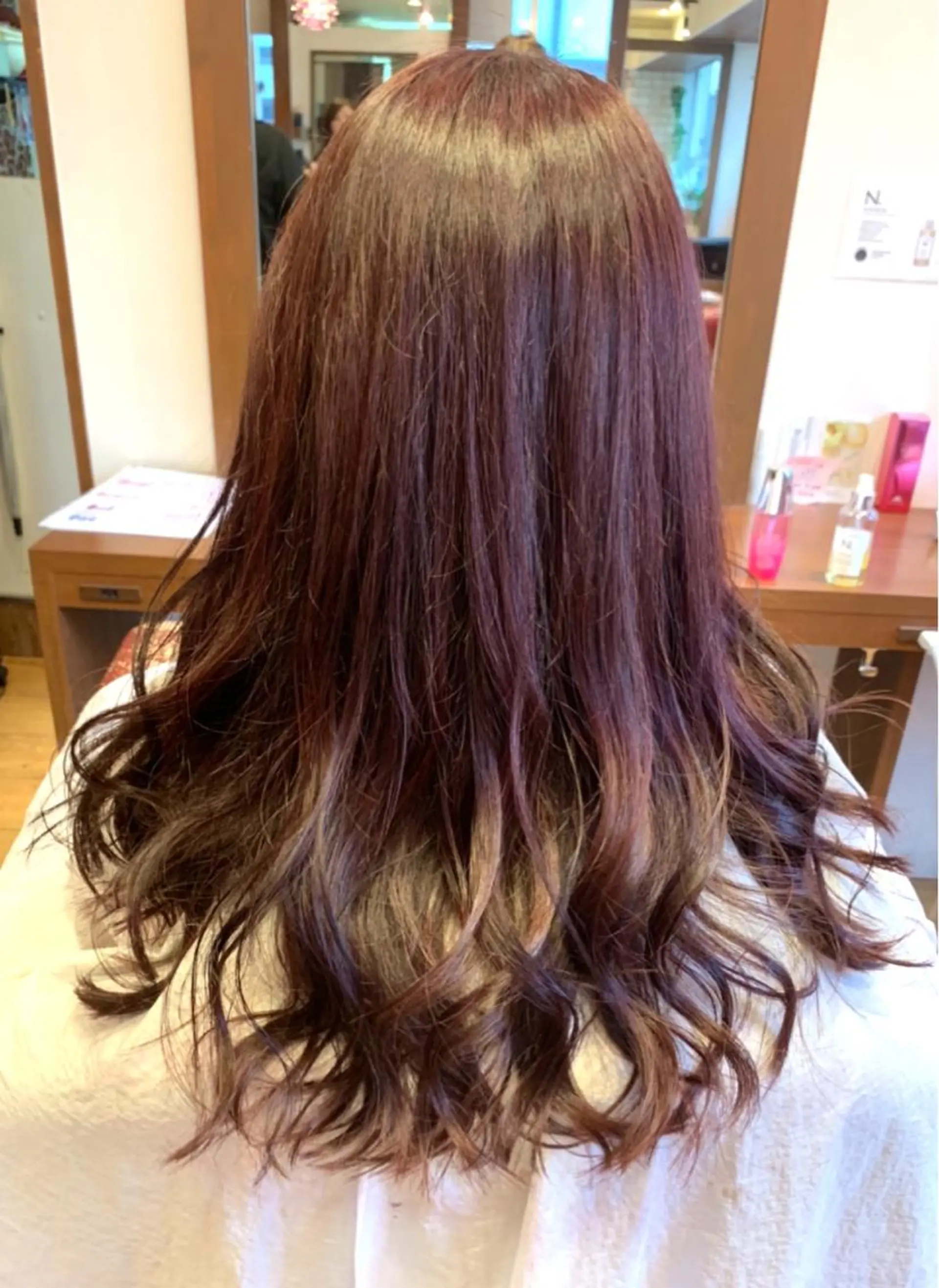 ロング カラー ブリーチ ブリーチなしカラー SALOWIN GINZA所属・✨ツヤ髪デザイナー ✨ひかり✨のヘアスタイル