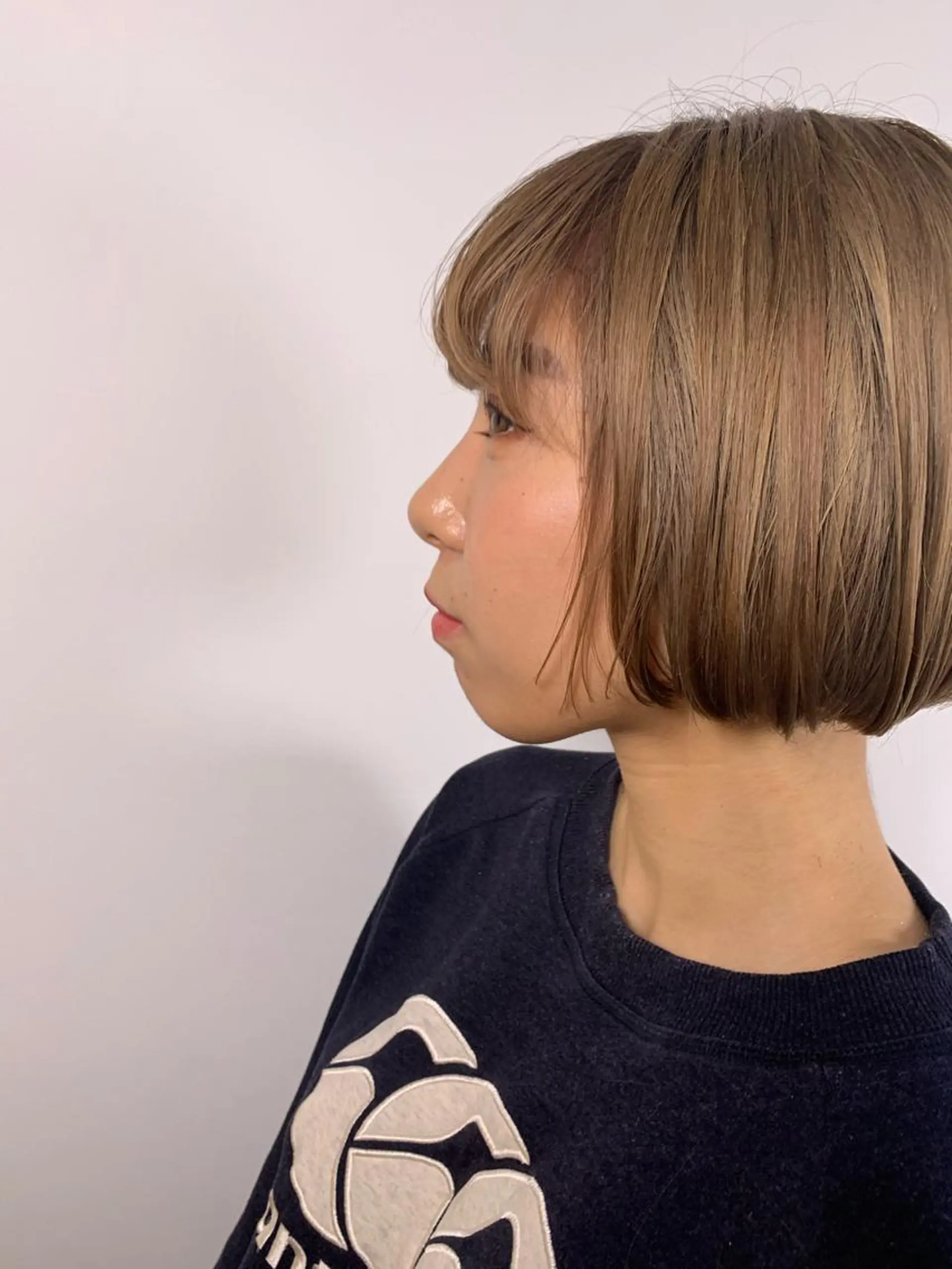 ミディアム カラー カット ヘアカラー トリートメント よしだ とおいのヘアスタイル