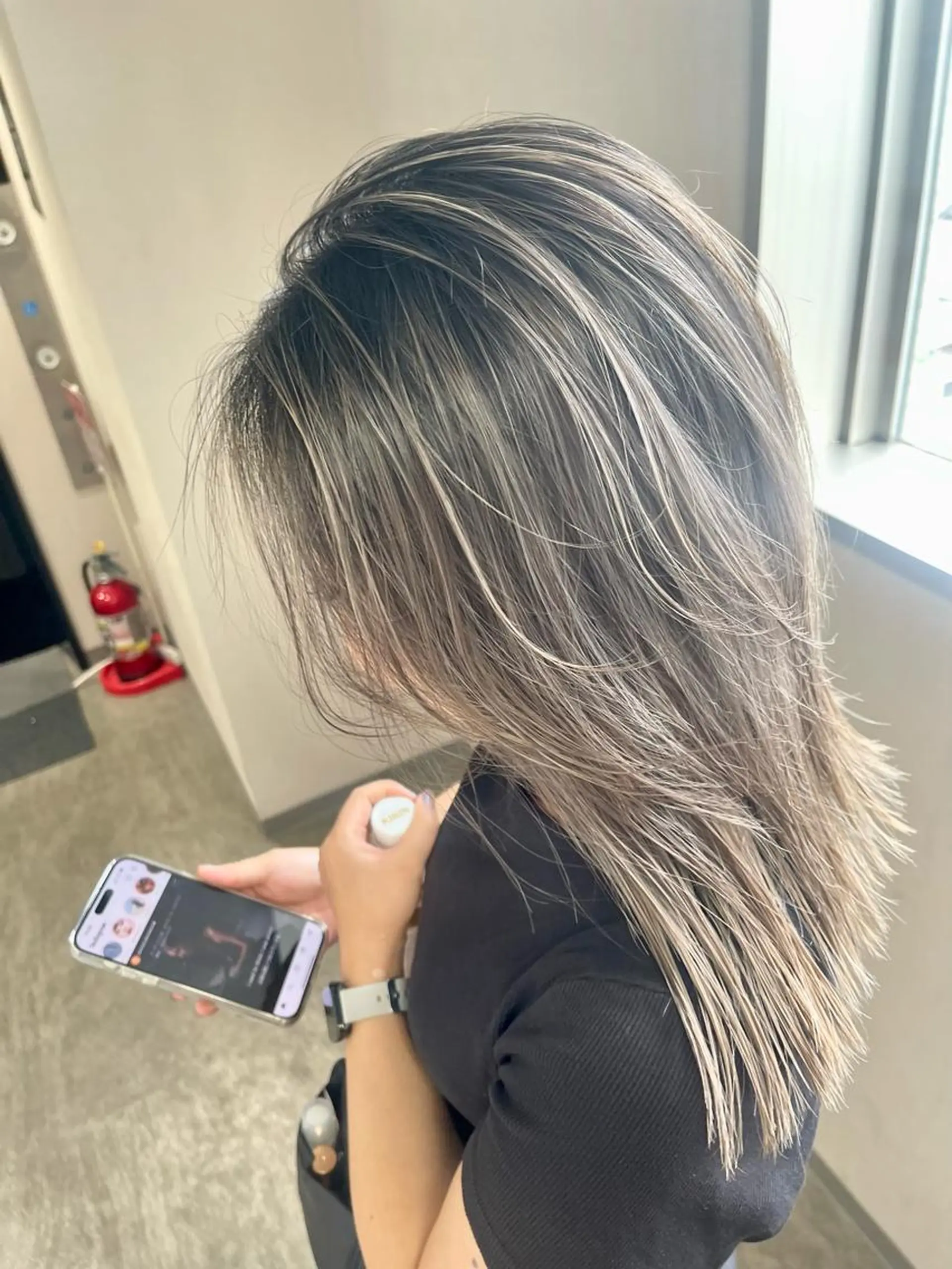 ミディアム カラー ブリーチ ハイライトカラー ハイライト ヘアカラー 松井那津子 /ハイライトブリーチのヘアスタイル