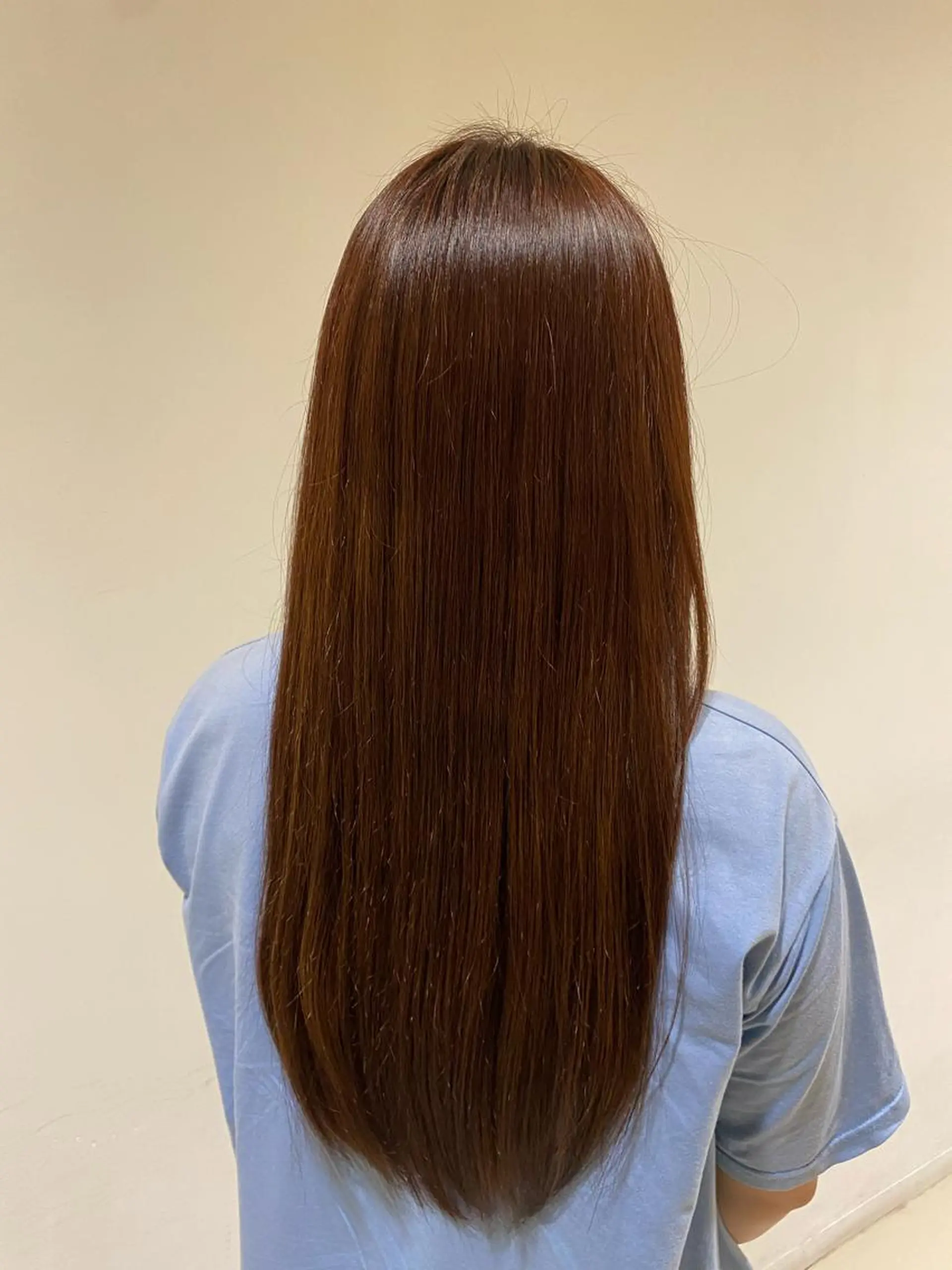 カラー 高本 明日香のヘアスタイル