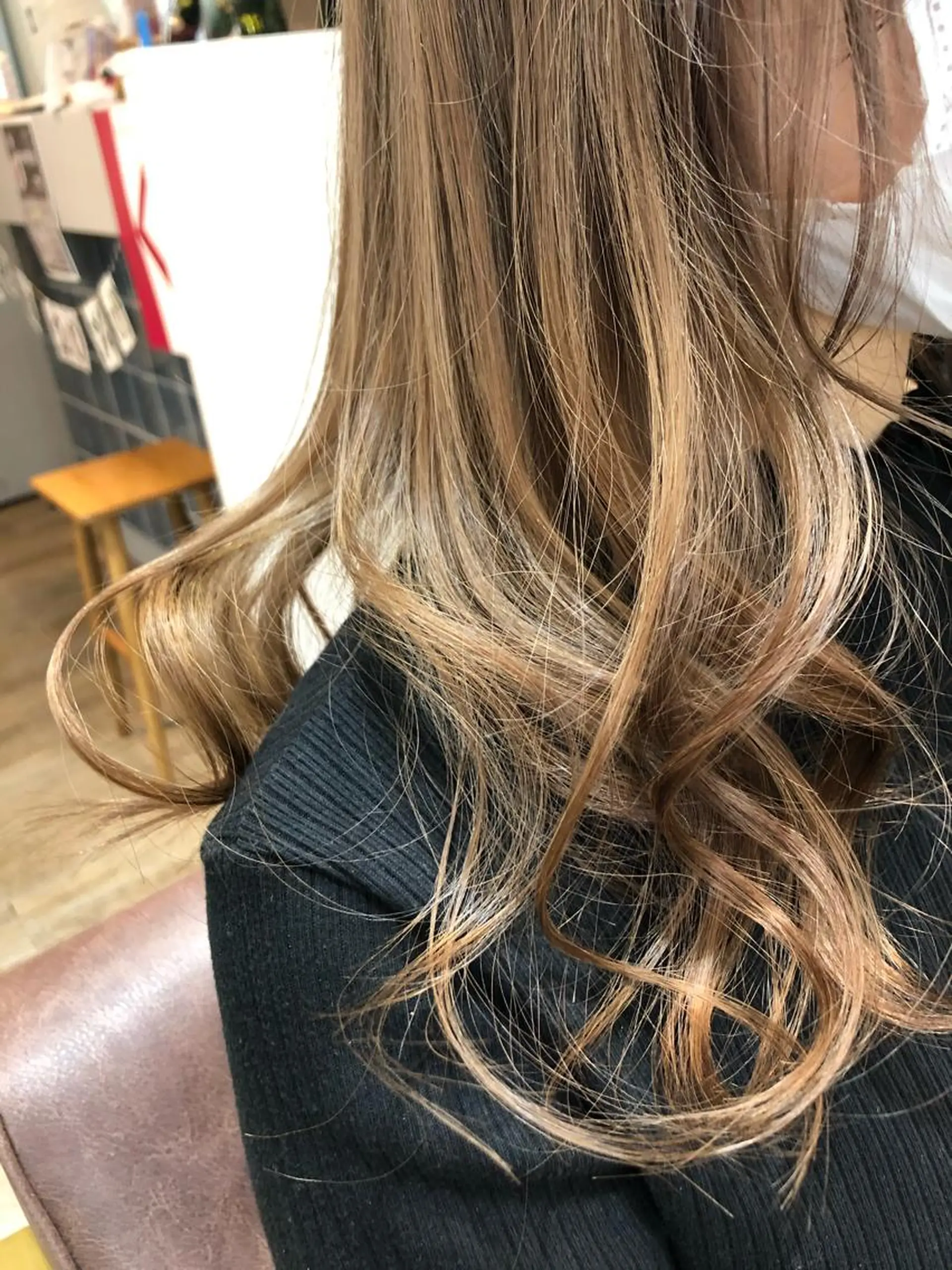 ロング カット ヘアカラー トリートメント ⭐️艶髪⭐️髪質改善 newi町田 山本のヘアスタイル