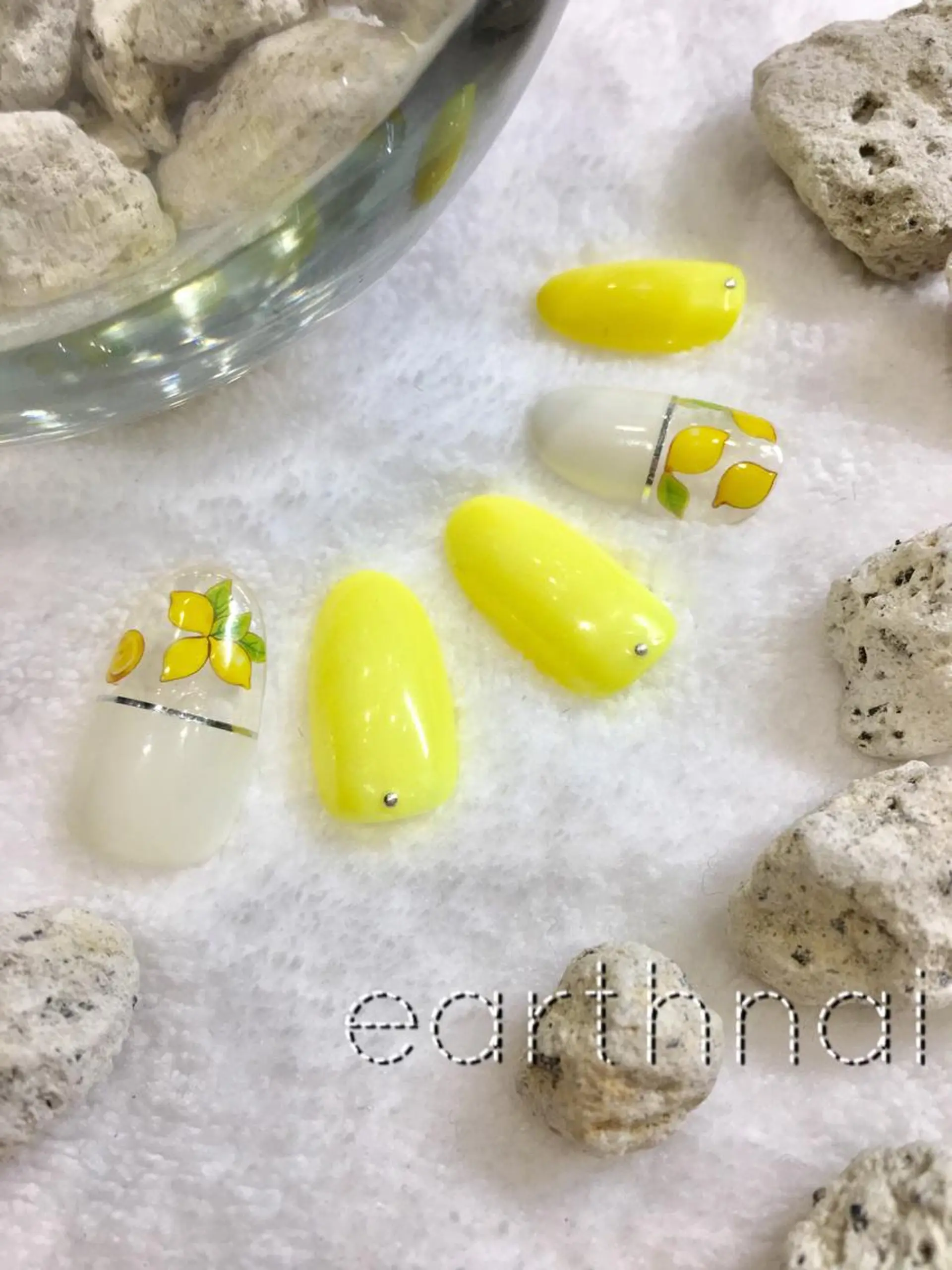 ネイル 夏ネイル 佐藤 まりえのネイルデザイン