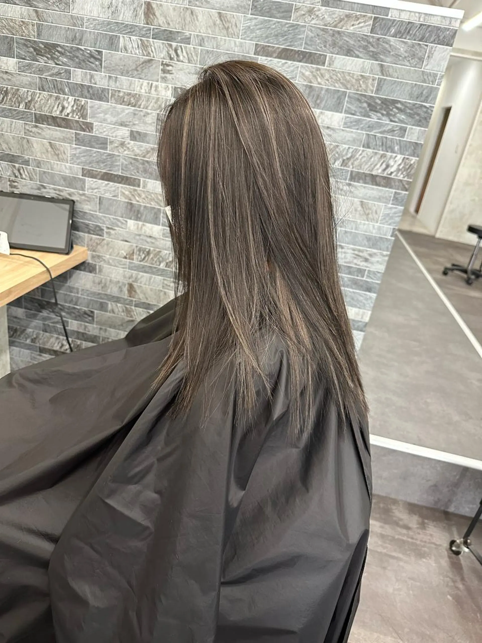 ロング カラー カット ヘアカラー トリートメント epi エピのヘアスタイル