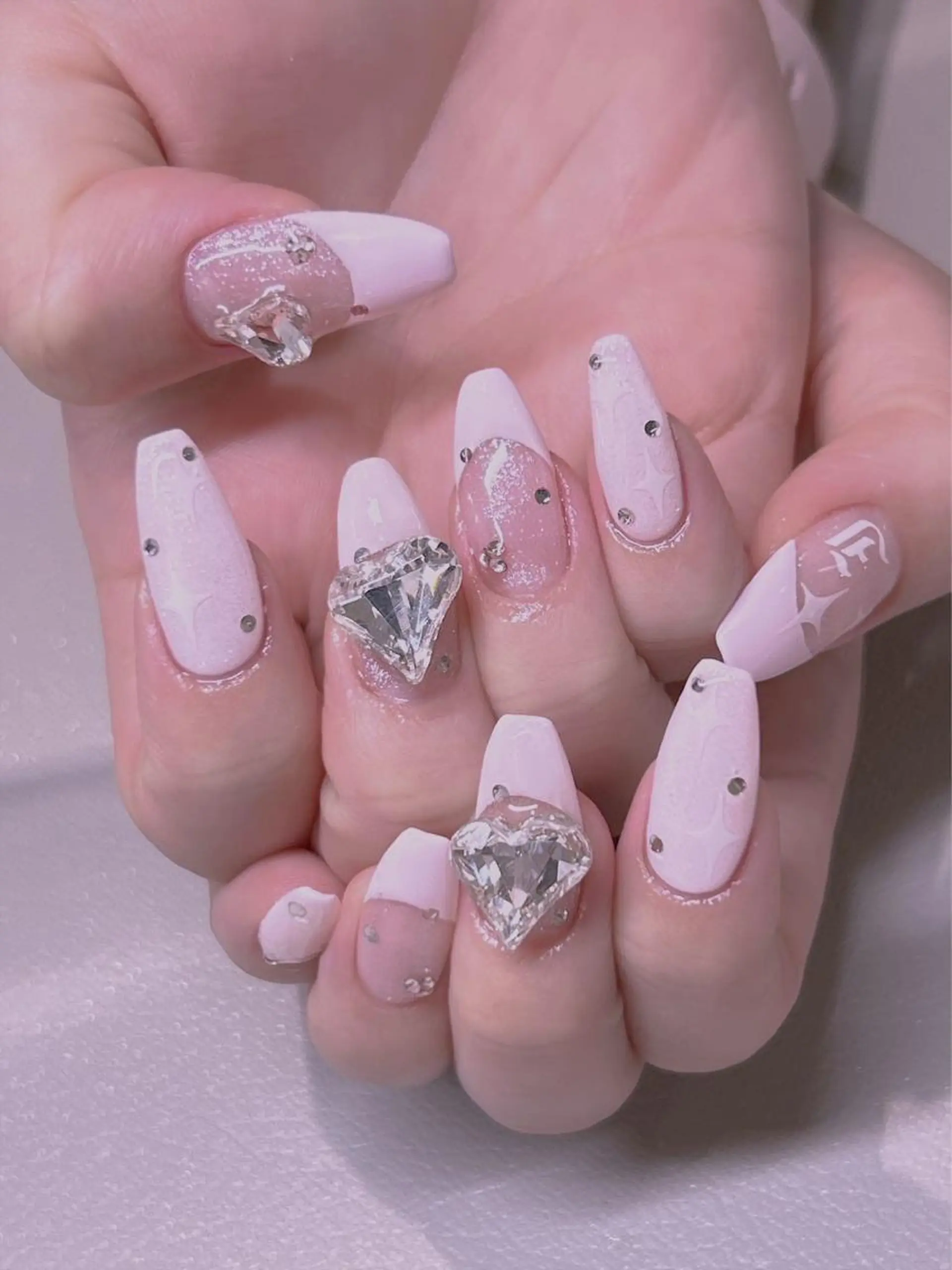 ネイル エムズ エムズのマツエク・マツパデザイン