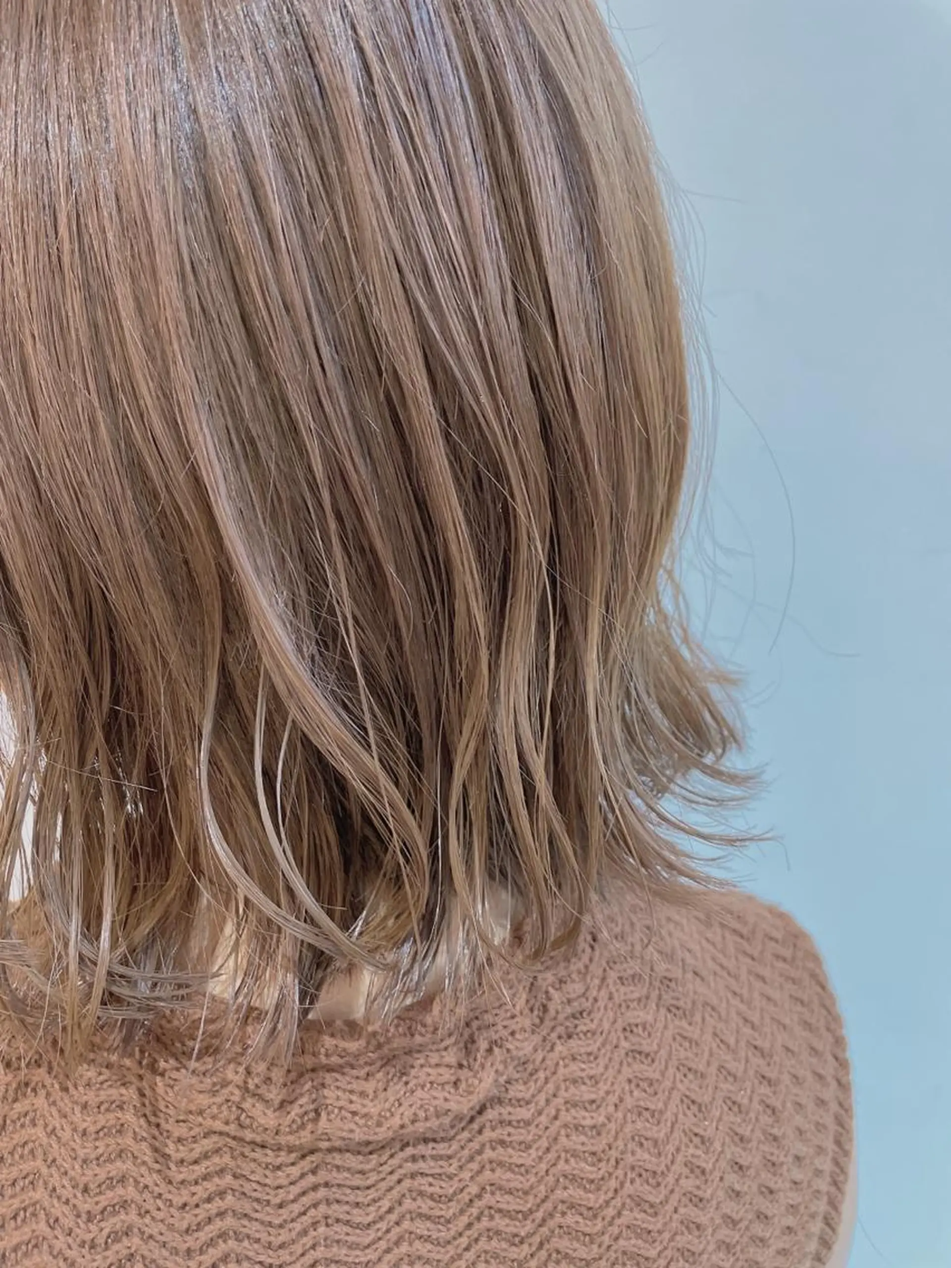 ミディアム カラー ベージュカラー ブリーチ ブリーチなしカラー カット ヘアカラー トリートメント 🦖鶴岡香純🦖 産休中のヘアスタイル