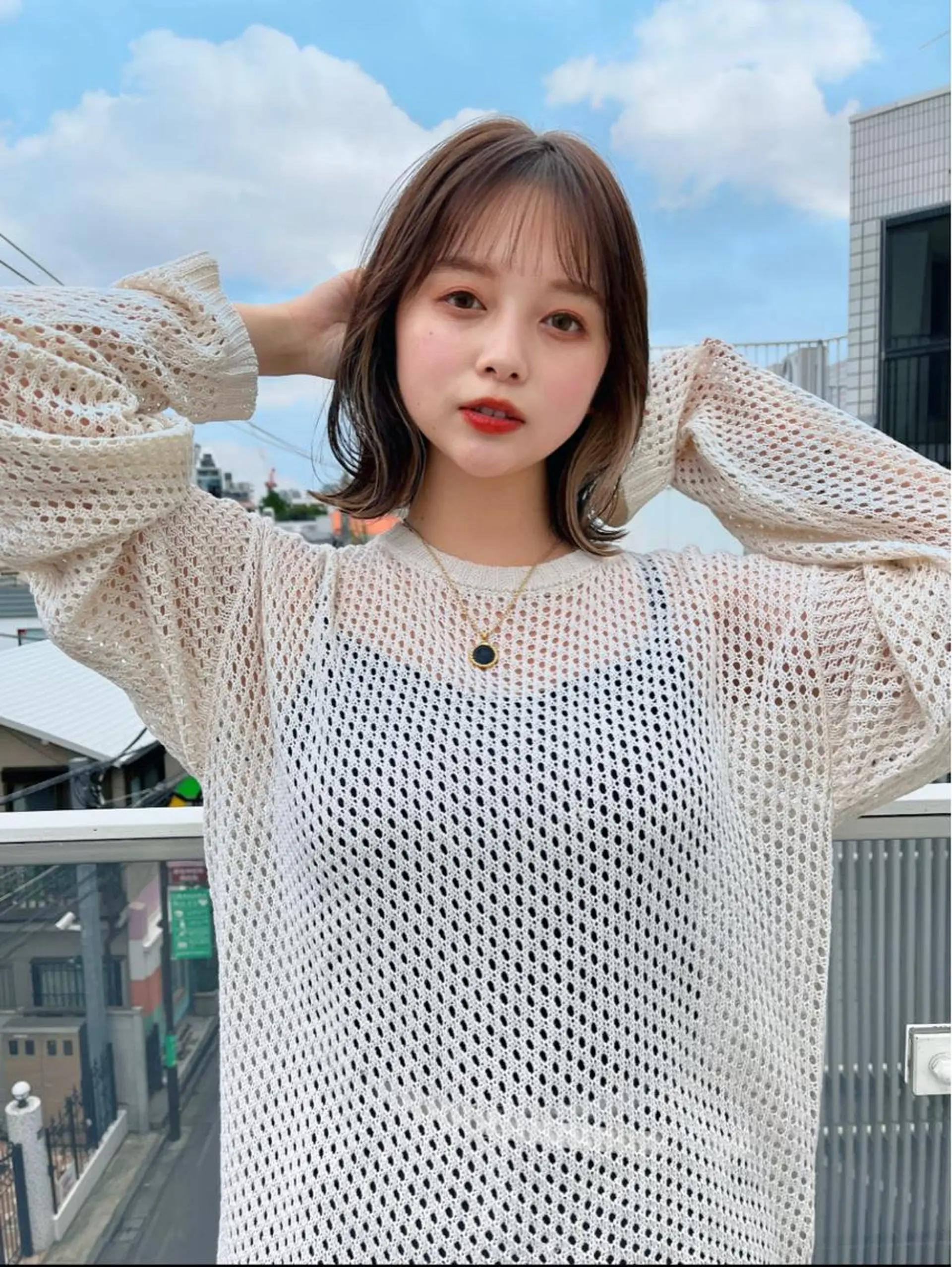 ミディアム カラー ブリーチ ハイトーンカラー カット ヘアカラー トリートメント 透明感カラー│ レイヤーヘア中居美樹のヘアスタイル