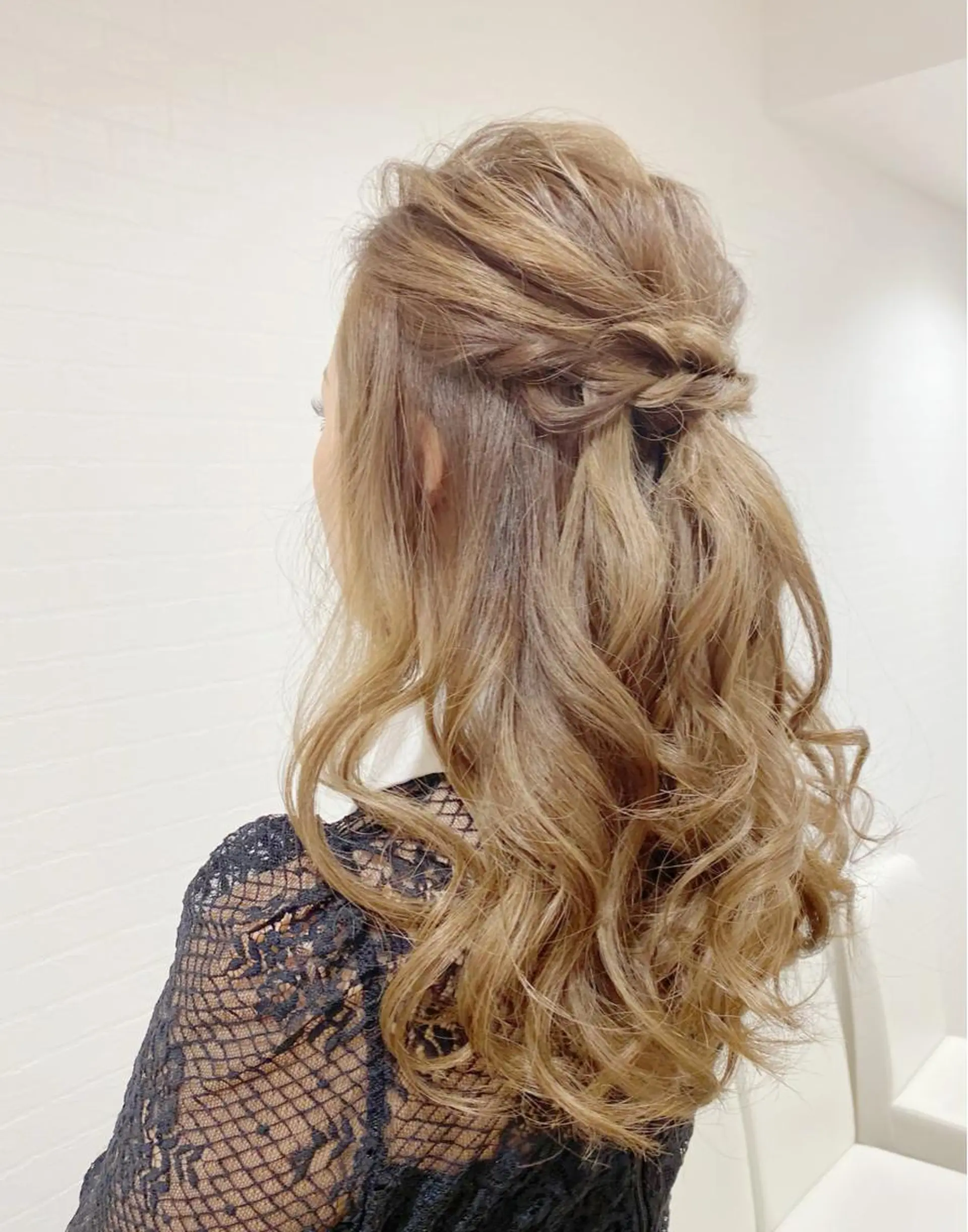 ヘアアレンジ ハーフアップ ヘアセット GRANLUSSO 〜グランルッソ駅前店所属・木口 嘉美のヘアスタイル