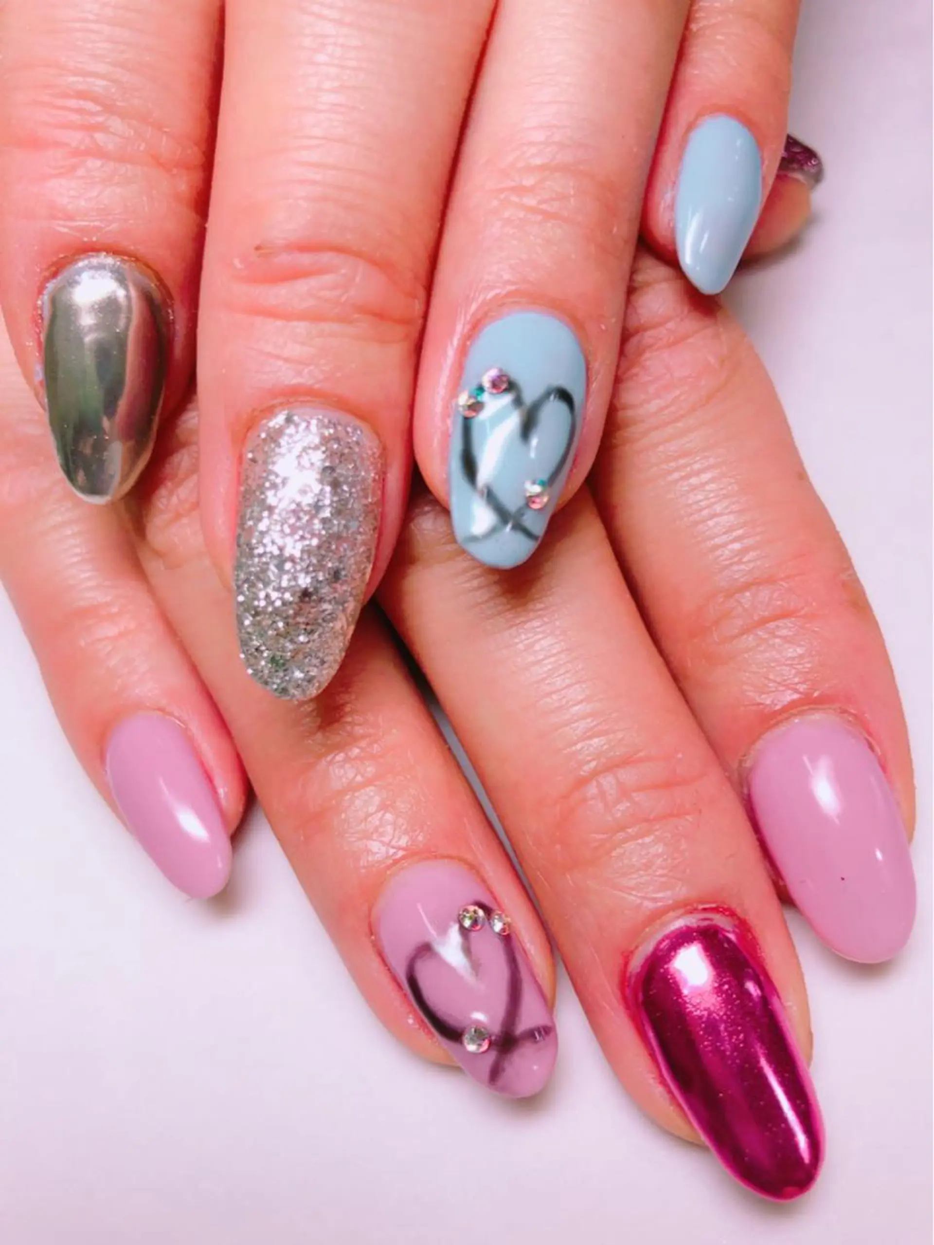 ネイル bijou所属・相馬 礼菜のネイルデザイン