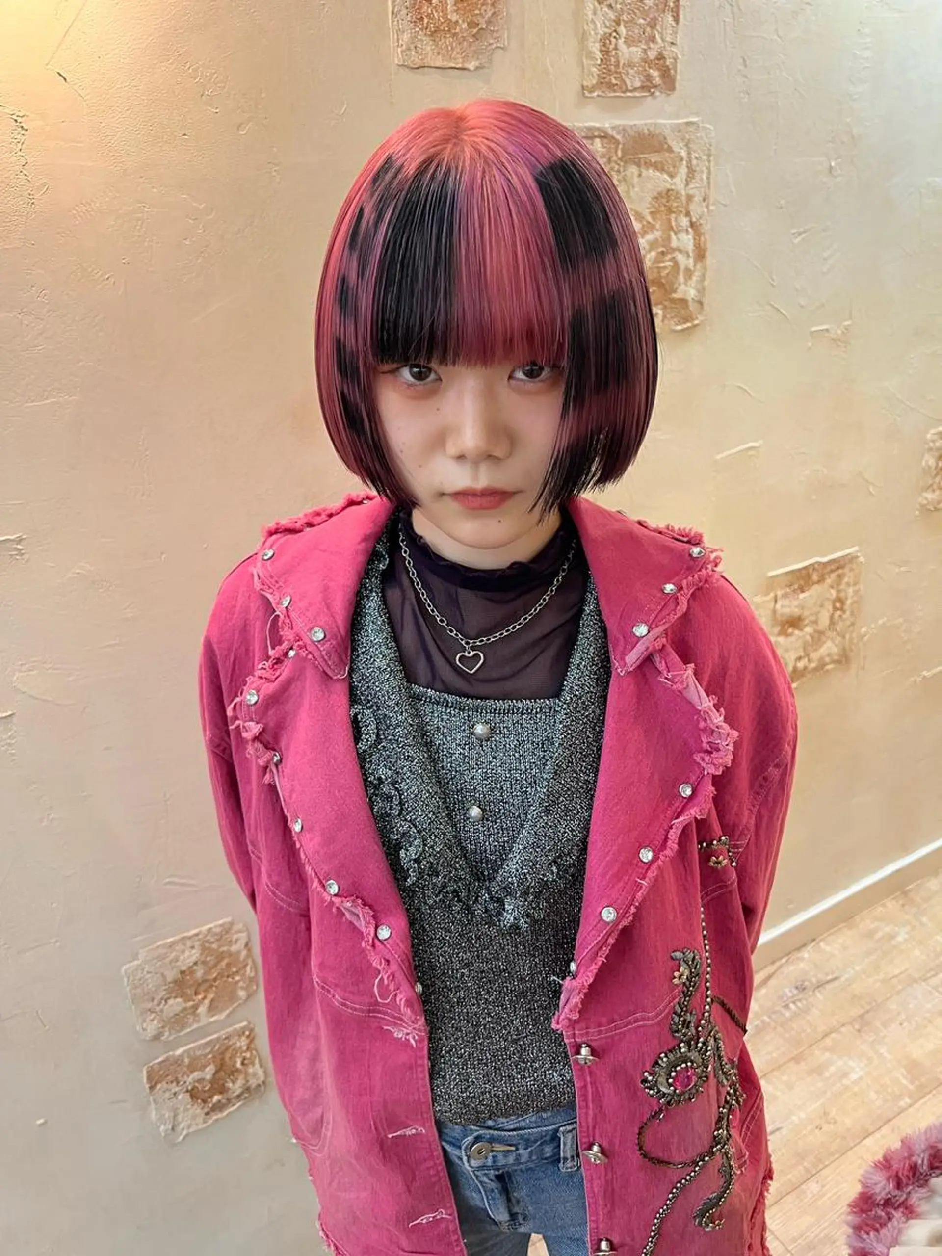 ショート 退色まで透明感ある ダブルカラー/リクのヘアスタイル