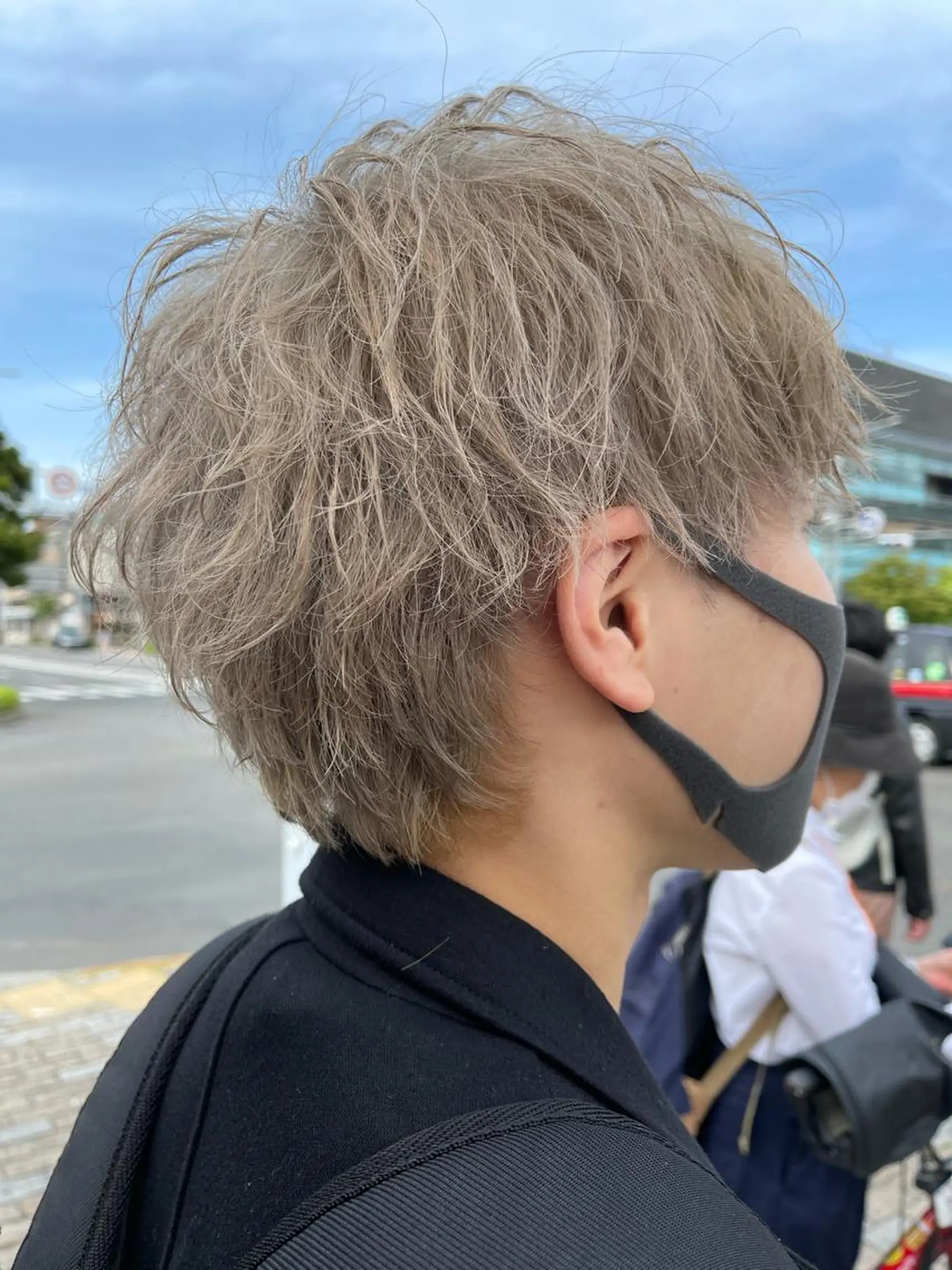 ショート カラー メンズ ベージュカラー ミルクティーベージュ ホワイトミルクティーベージュ カット ヘアカラー メンズスタイル /メンズパーマ/須藤のヘアスタイル