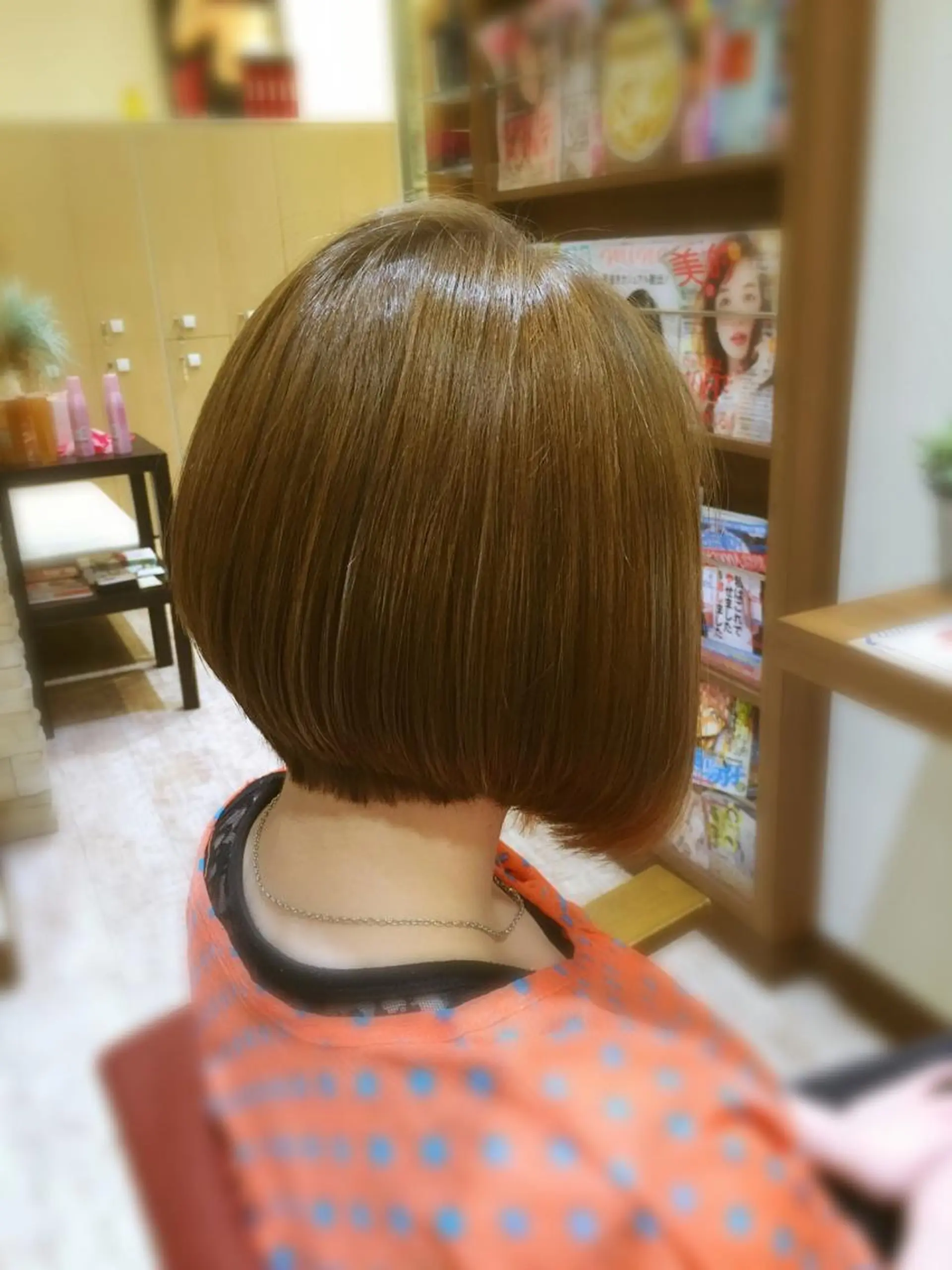 ショート カラー ボブ 美容歴18年以上🌈 山口のヘアスタイル