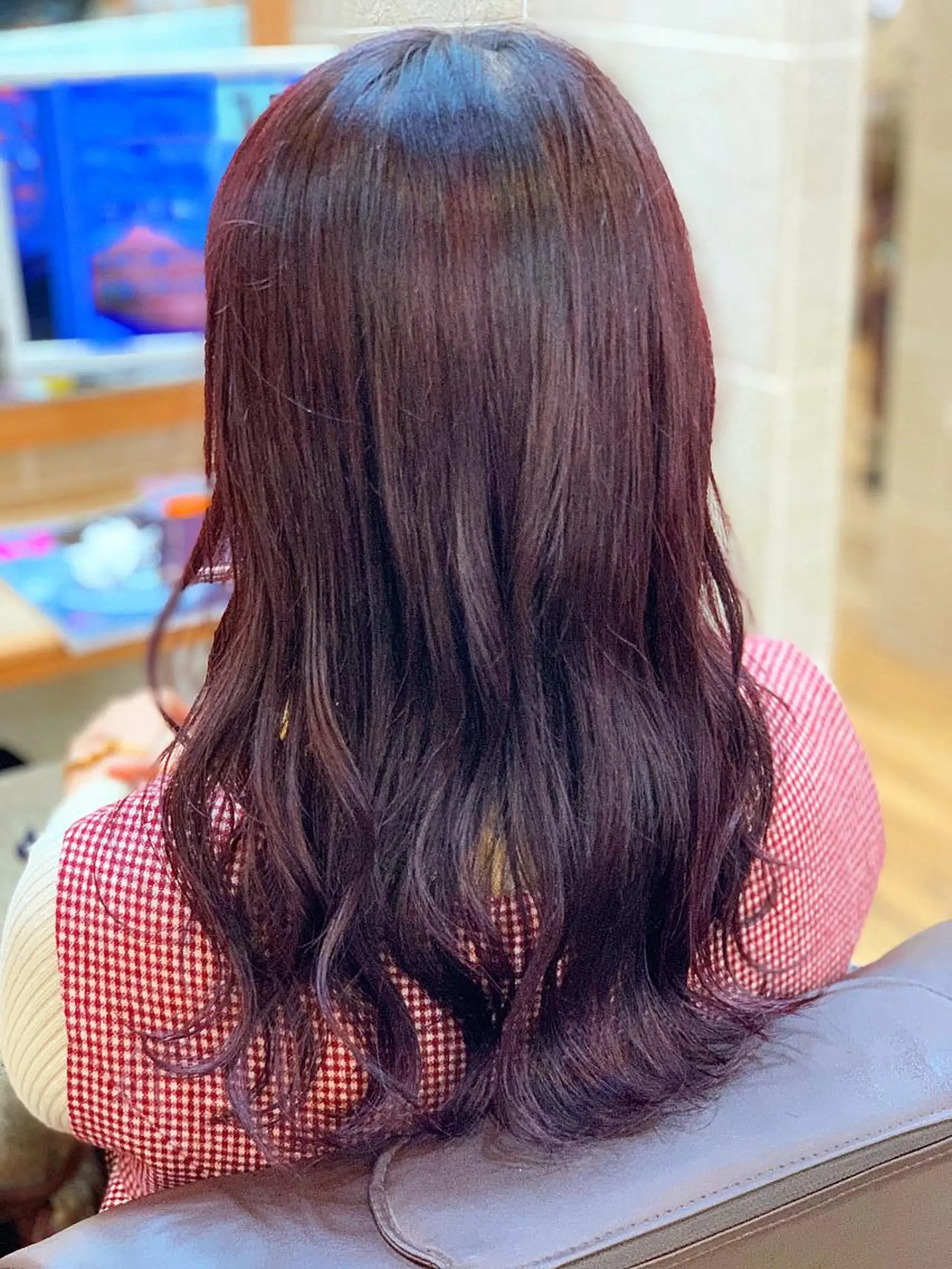 セミロング カラー ピンクカラー 平尾 拓也のヘアスタイル