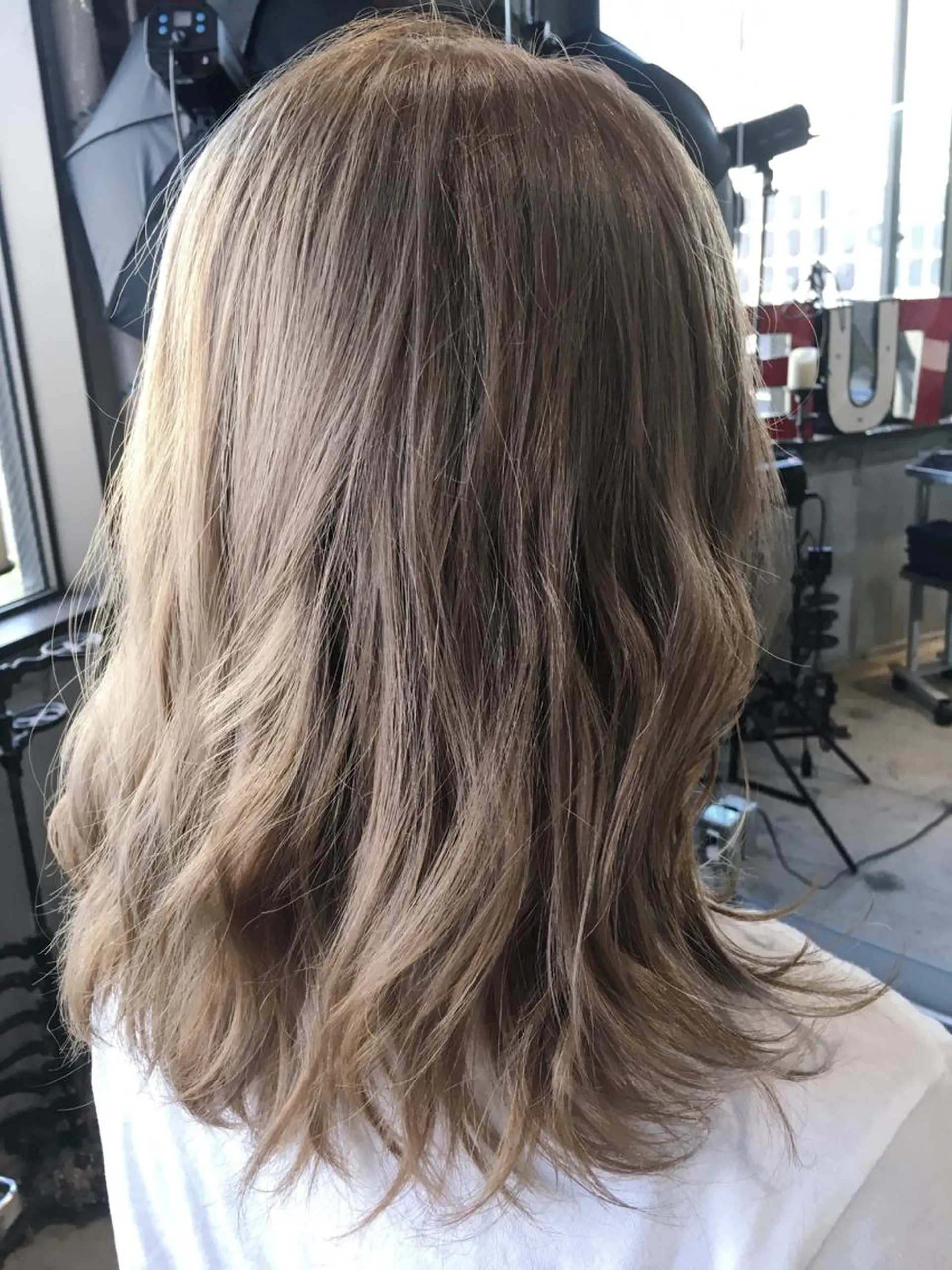 セミロング カラー ブリーチ ダブルカラー ヘアカラー トリートメント 代表 中島貴志のヘアスタイル