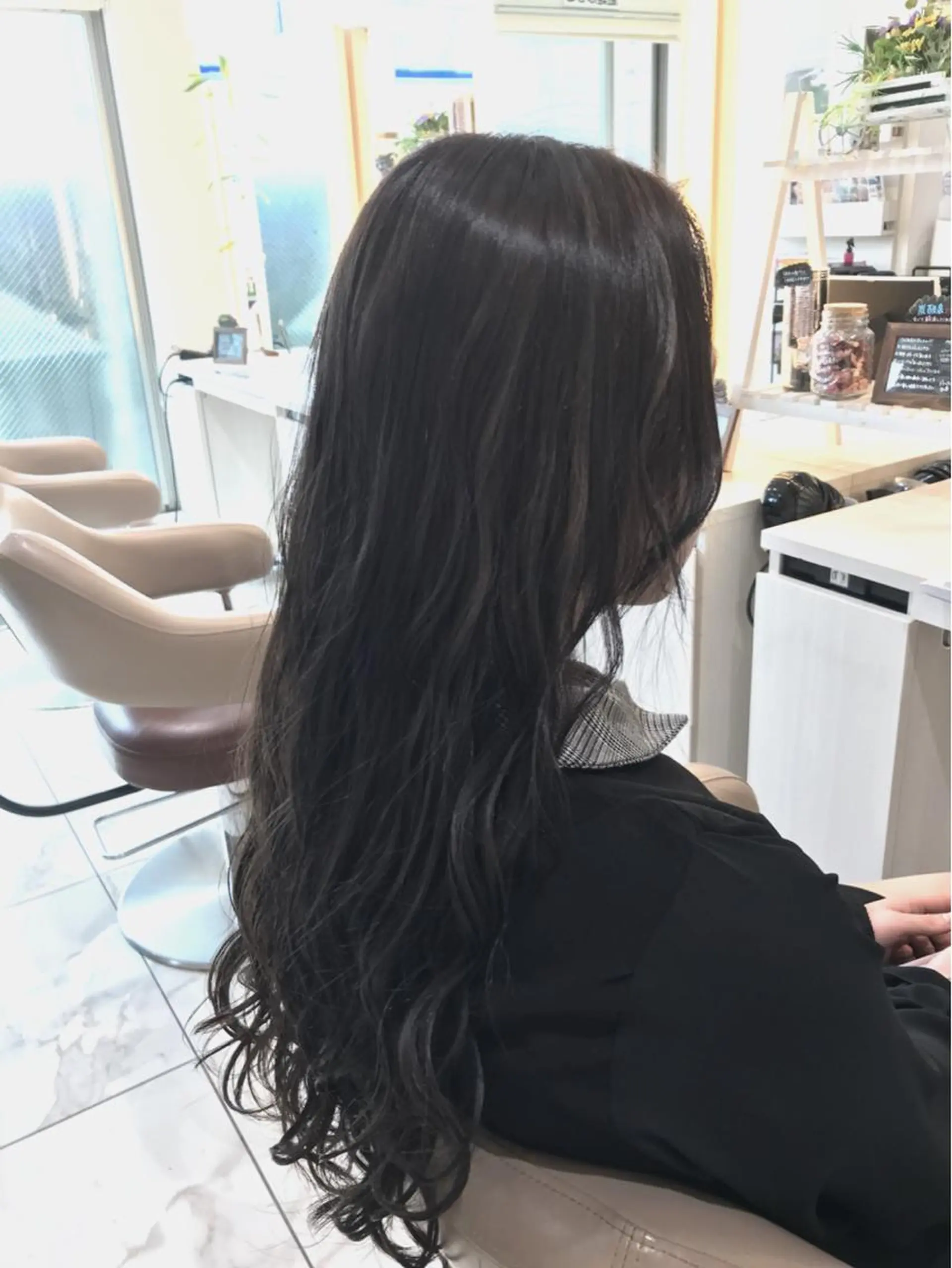 セミロング カラー ブルーカラー ブルージュ 透明感カラー ハイライトカラー ハイライト 山崎俊輔/髪質改善 /バレイヤージュのヘアスタイル