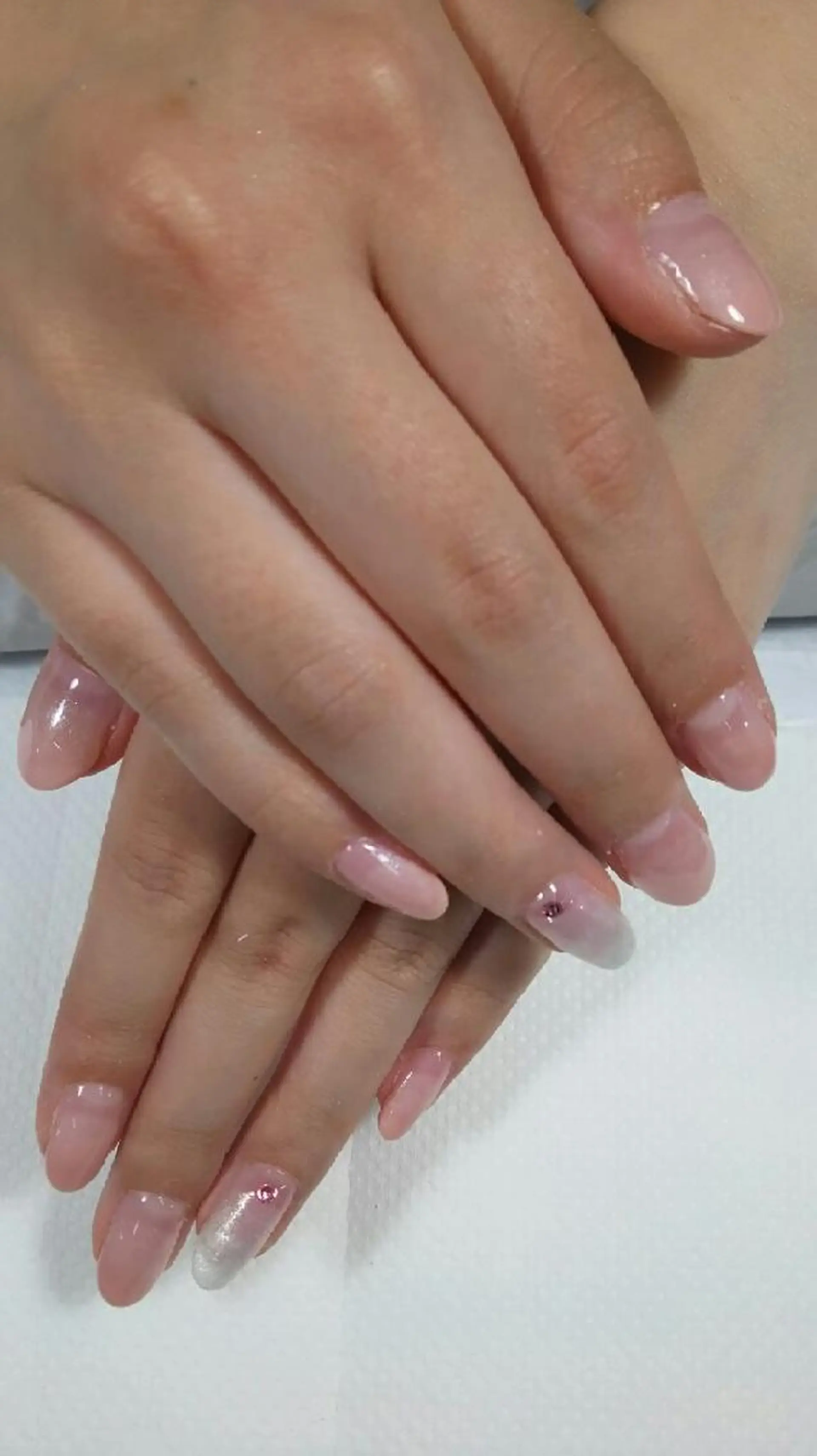 ネイル ラメ(グリッター) オフィスネイル ピンク 春ネイル ネイルサロン ショコラのネイルデザイン