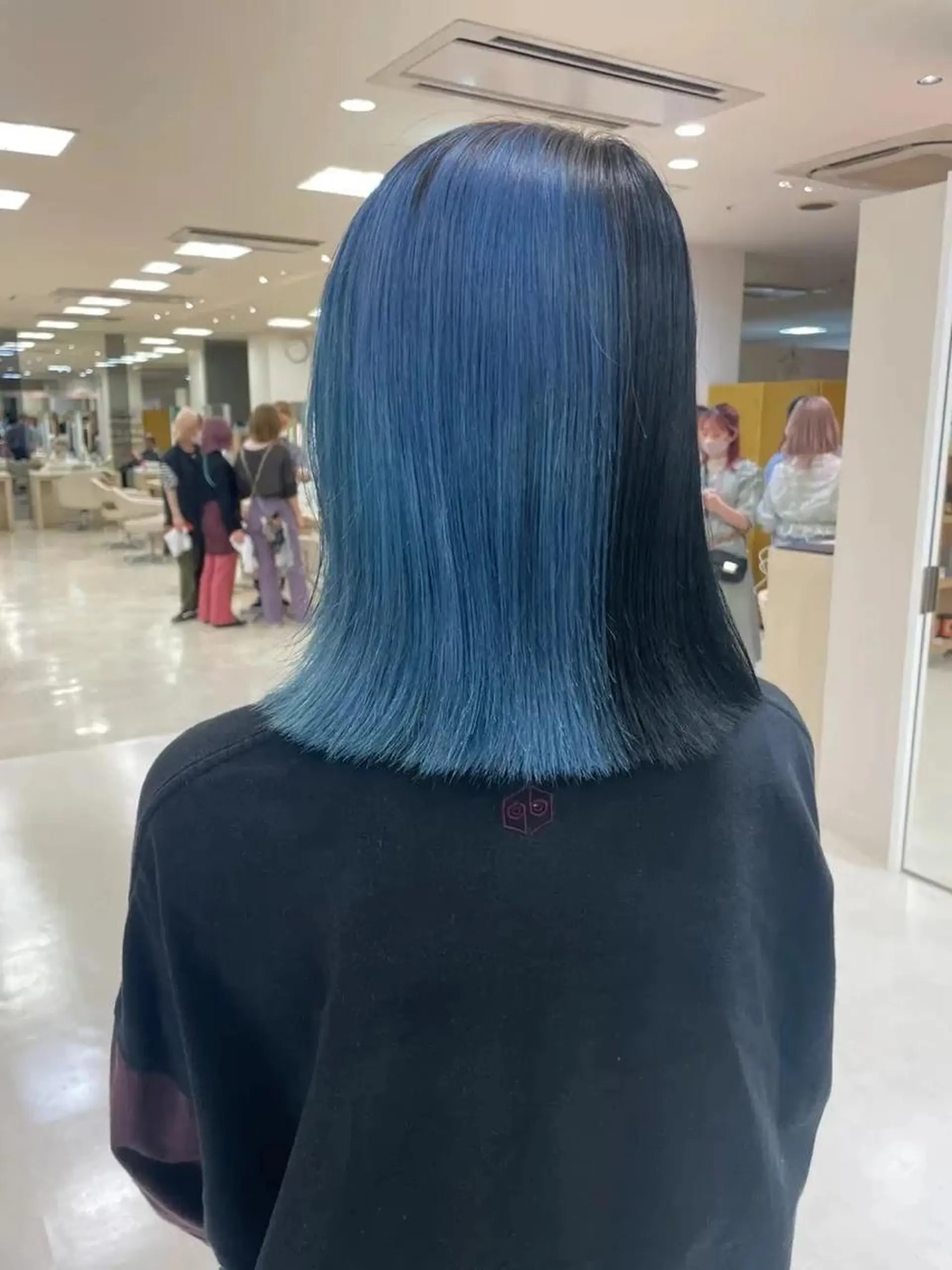 セミロング カラー デザインカラー 🍒KIKUCHI KANAE🍒のヘアスタイル