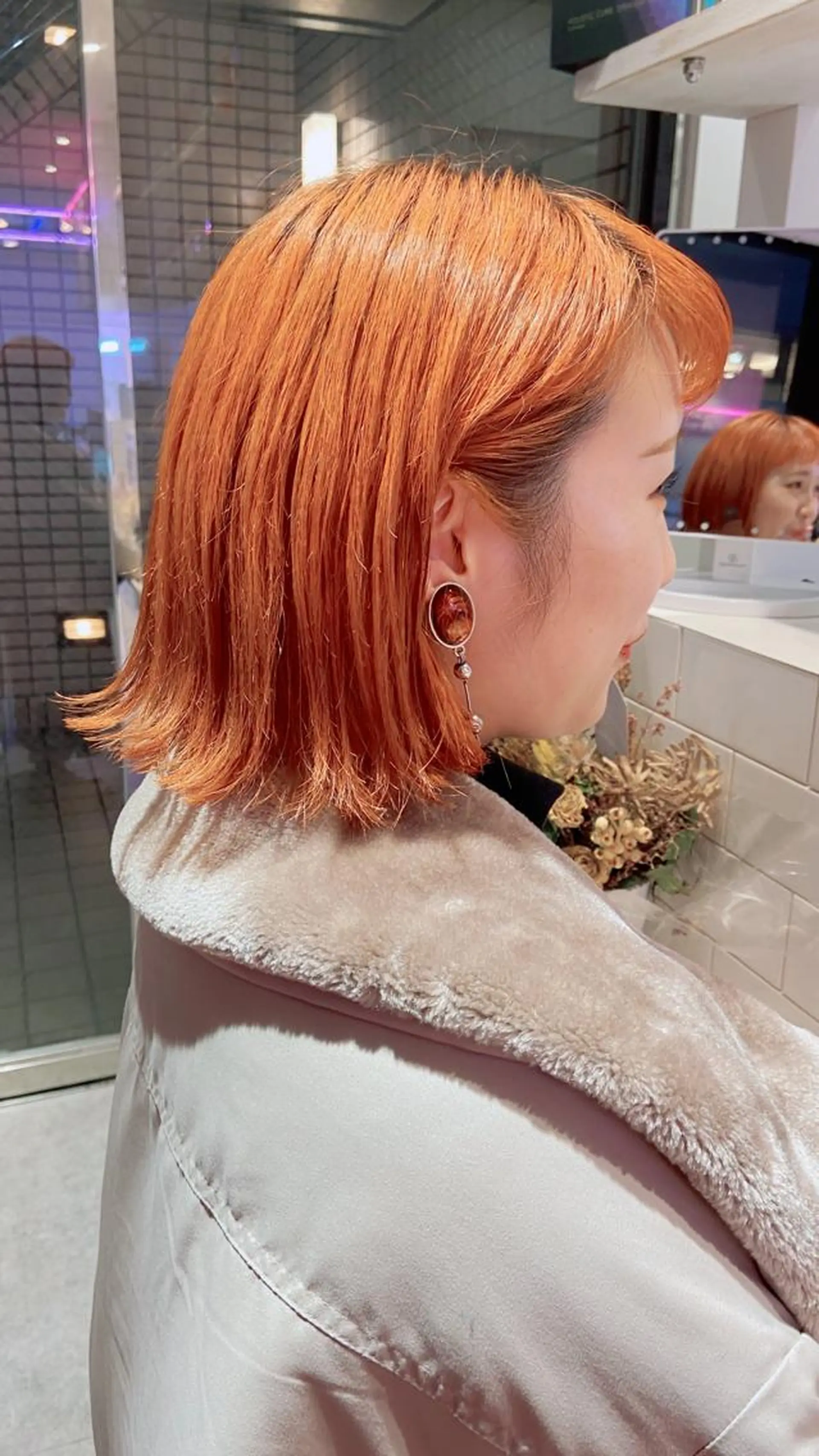 ショート カラー ヘアアレンジ ブリーチ オレンジ レイヤーカット指名 No.1💖マユカのヘアスタイル