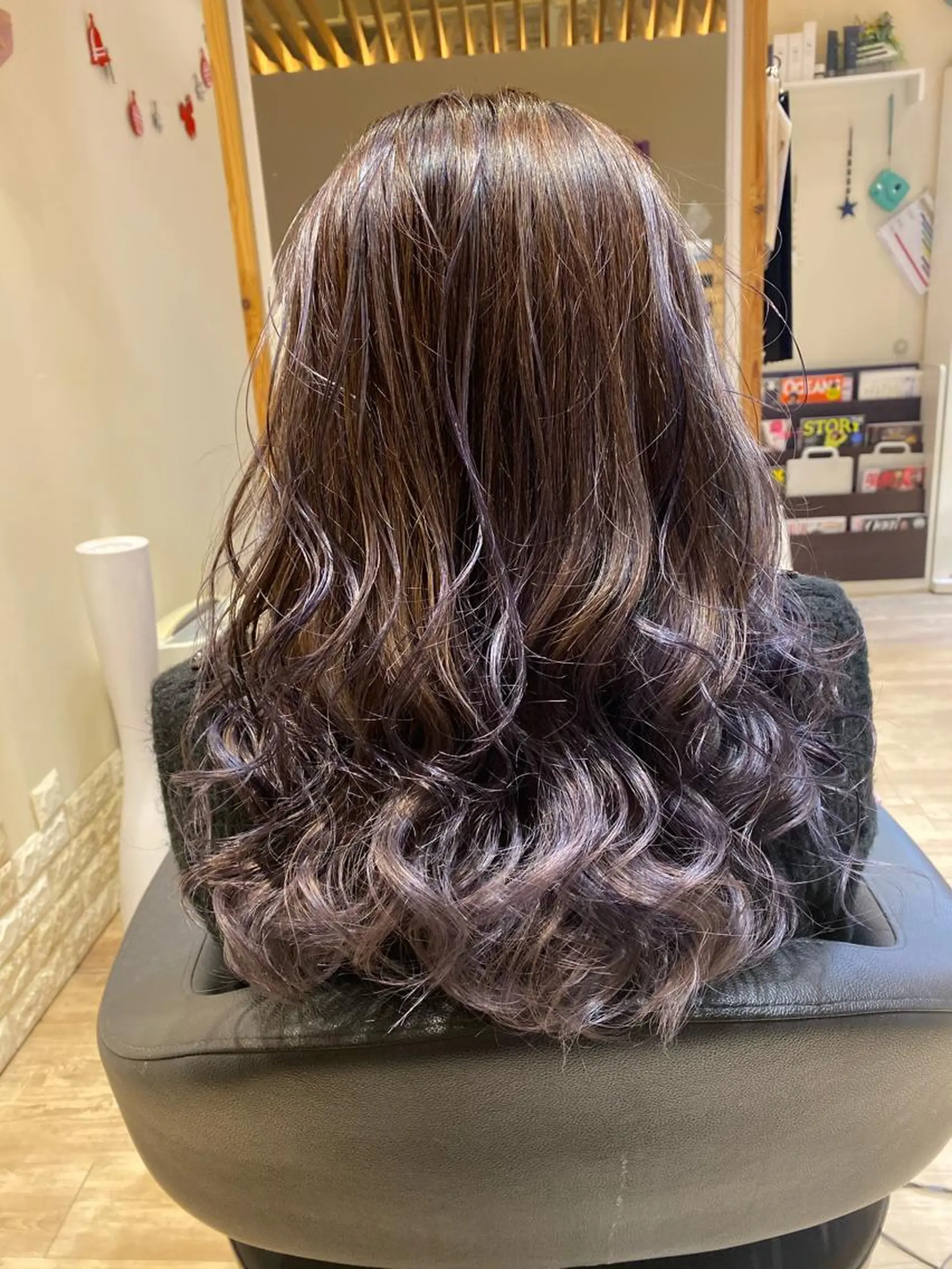 ロング カラー 関口 友行のヘアスタイル