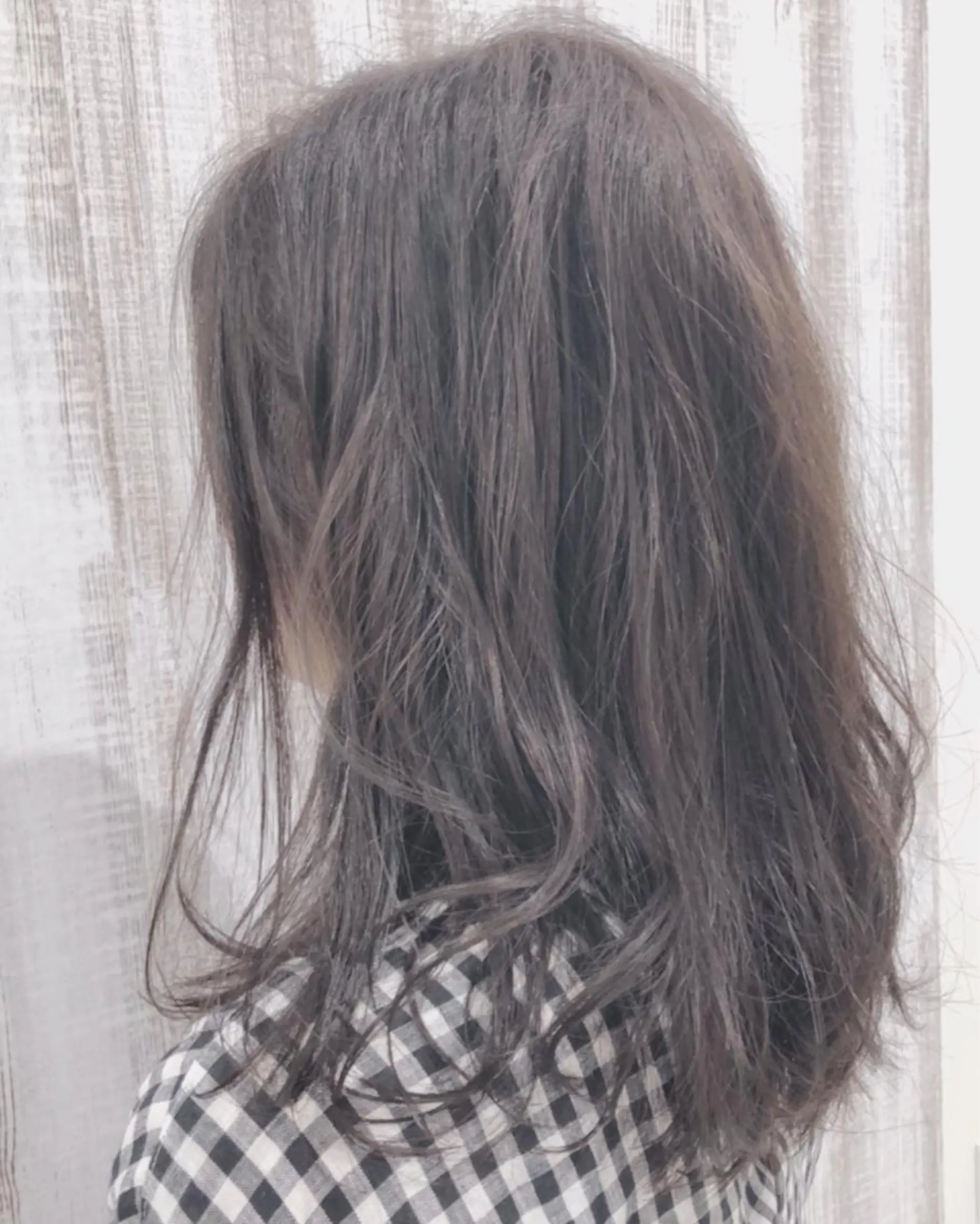 セミロング カラー 黒髪 🌼志岐 恵🌼のヘアスタイル