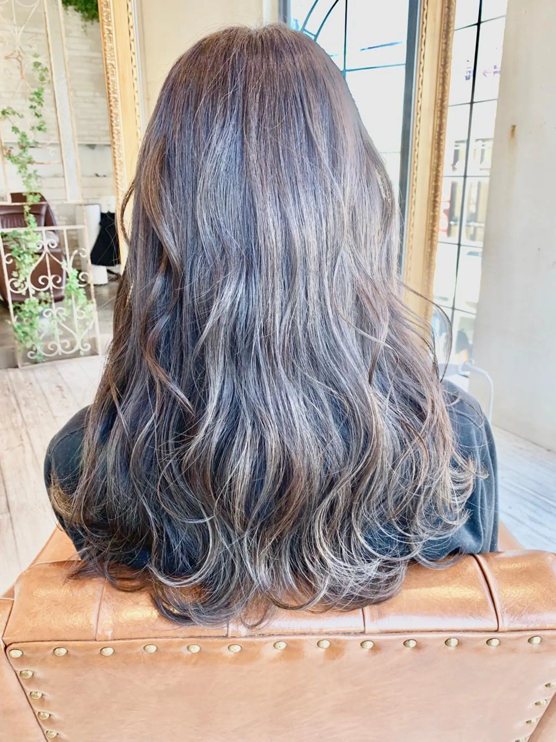 ロング カラー カット ヘアカラー トリートメント DECORA sweet(川越)所属・坪田 彩花のヘアスタイル