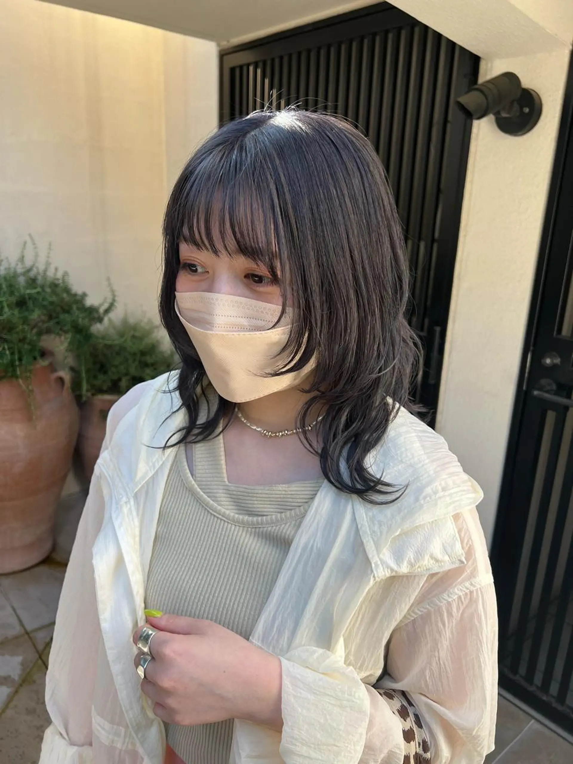 ミディアム ウルフカット 丸山 史香のヘアスタイル