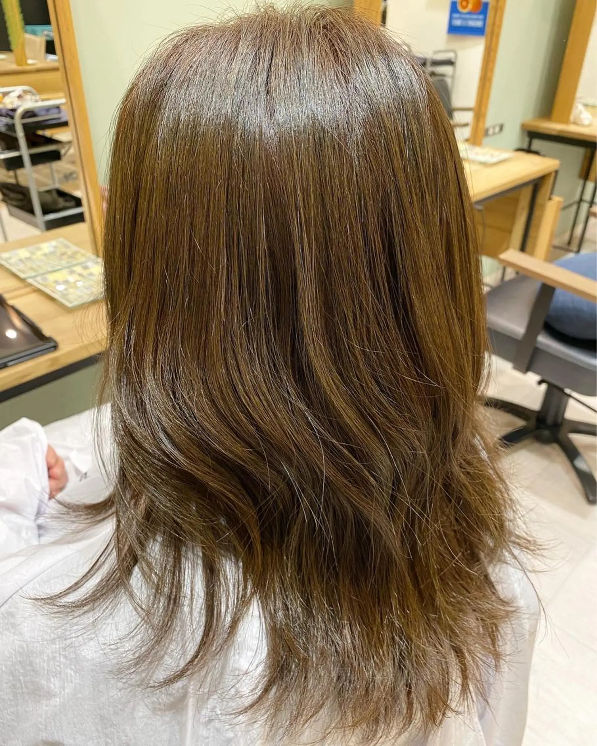 ミディアム カット ヘアカラー 韓国トレンドヘア しゅーやのヘアスタイル