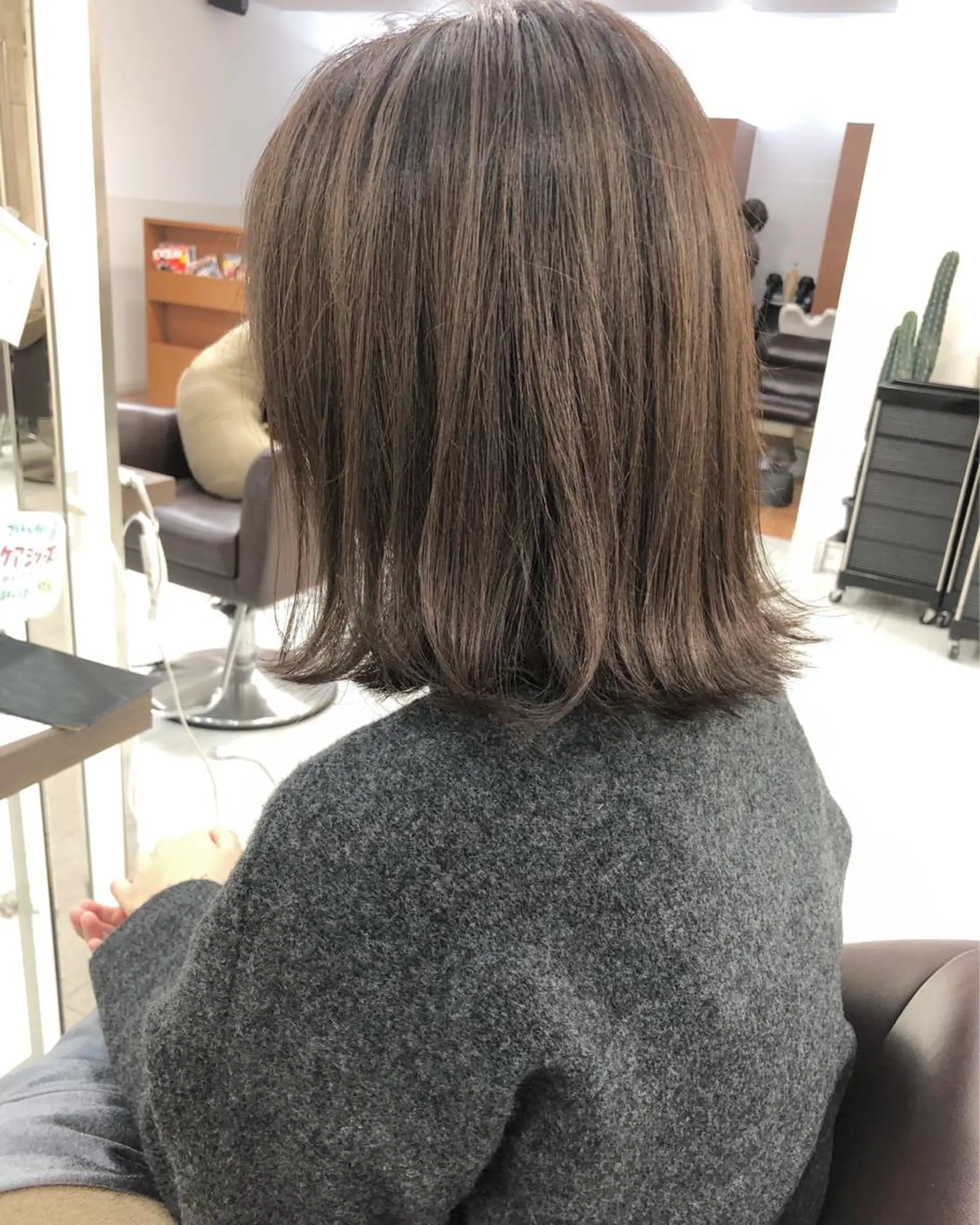 ミディアム カラー グレージュ SALOWIN  原宿ash所属・タナカ タクヤのヘアスタイル