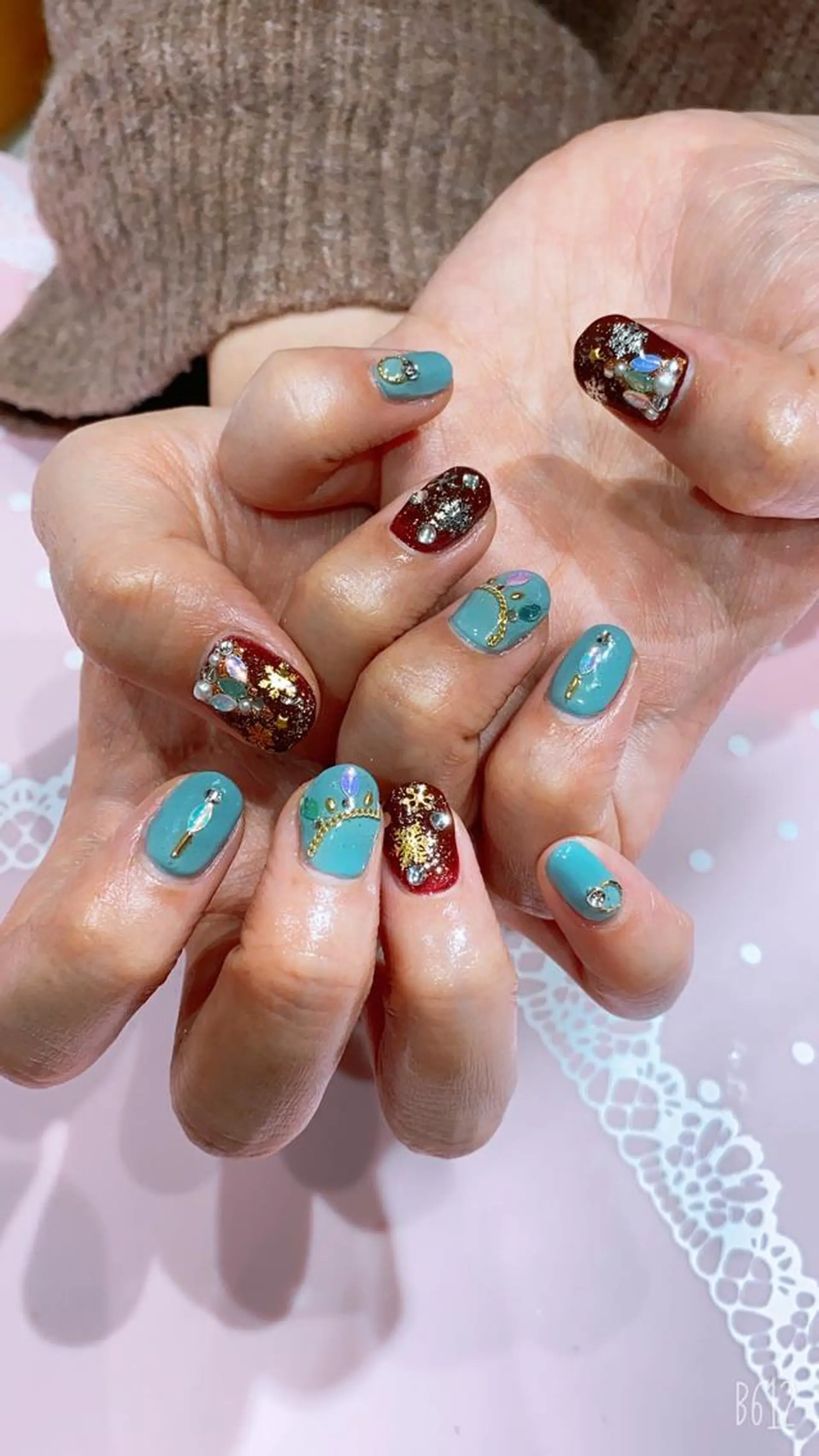 ネイル 冬ネイル クリスマス VIST☆ ｍａｍｉのネイルデザイン