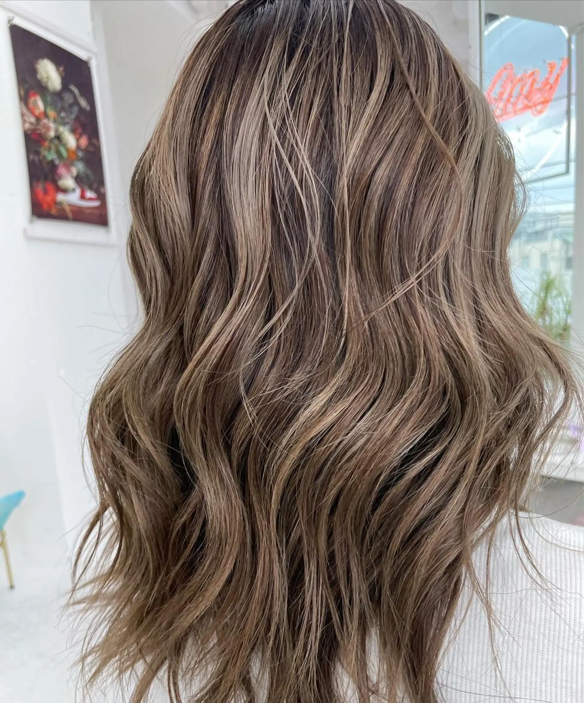 セミロング カラー ブリーチ ケアブリーチ ハイライトカラー ハイライト トリートメント レイヤーカット💖 Kaedeのヘアスタイル