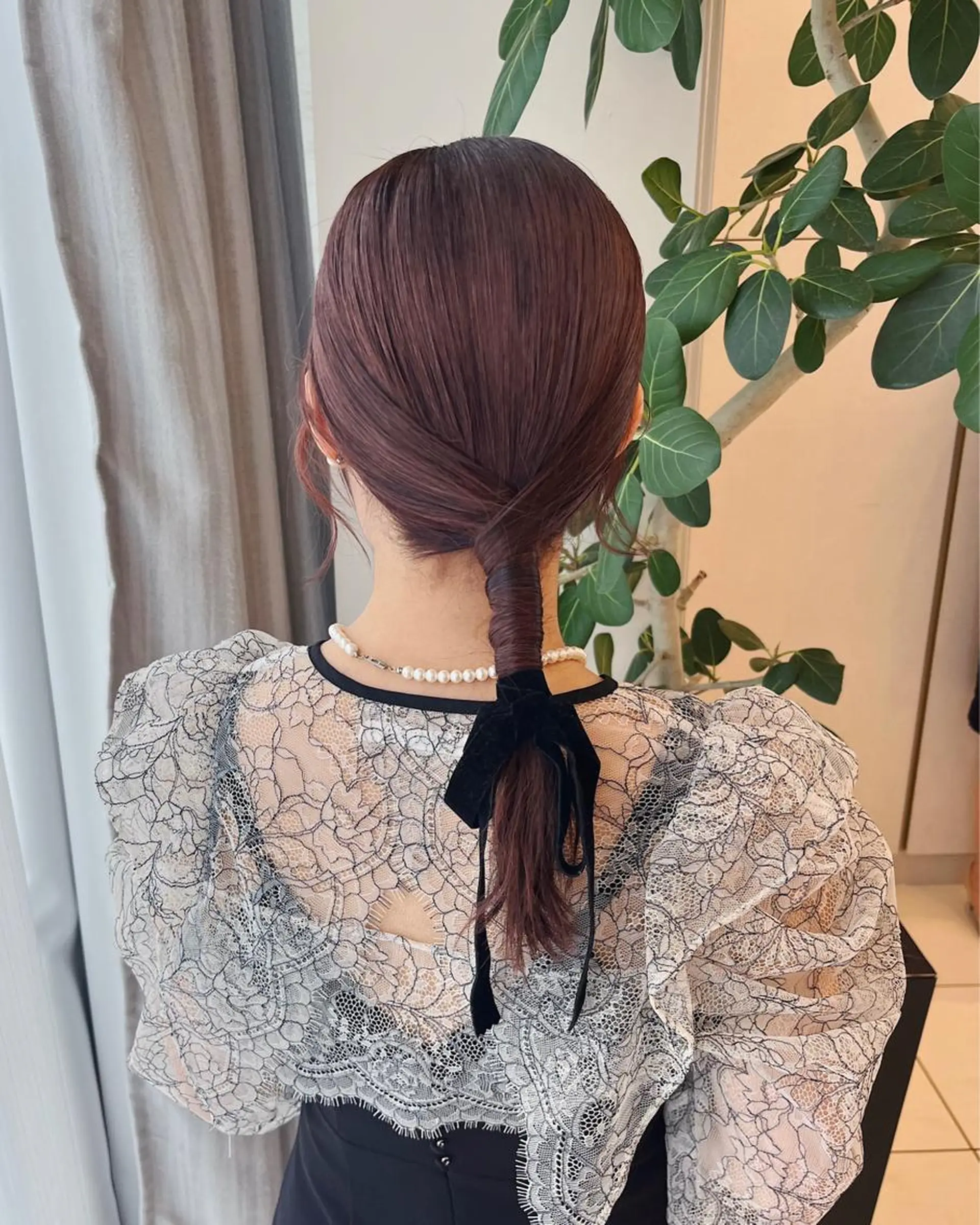 セミロング ヘアセット 西山 紗耶香🪽 透明感カラー/ボブのヘアスタイル