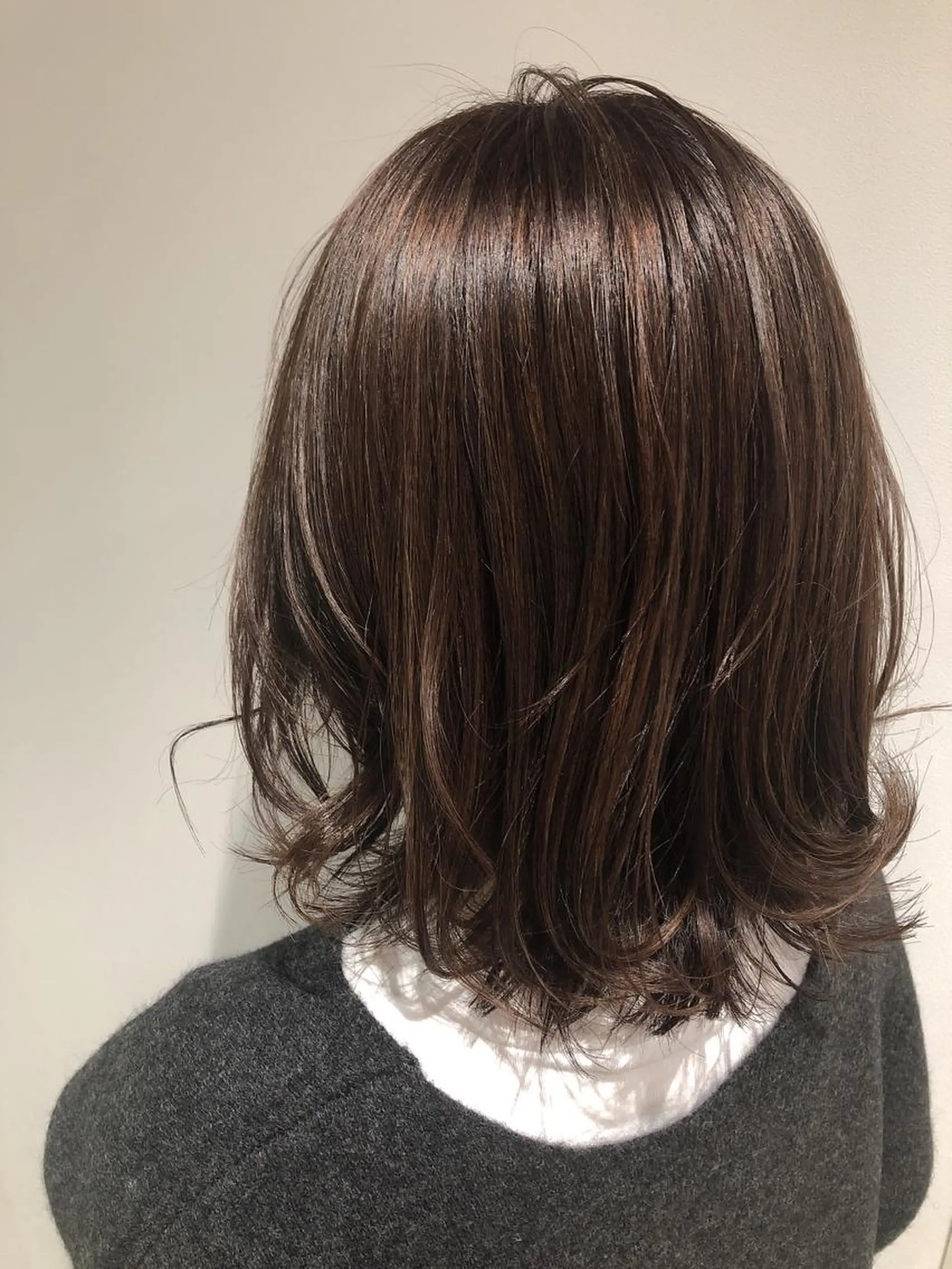 ミディアム カラー グレージュ 過去一の柔髪ヘア 🌿IVYjoureのヘアスタイル