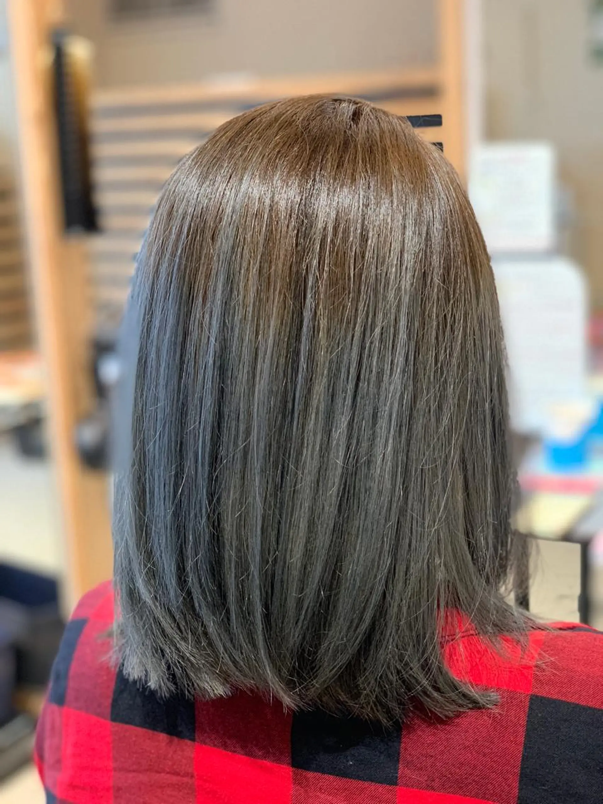 セミロング カラー 関口 友行のヘアスタイル