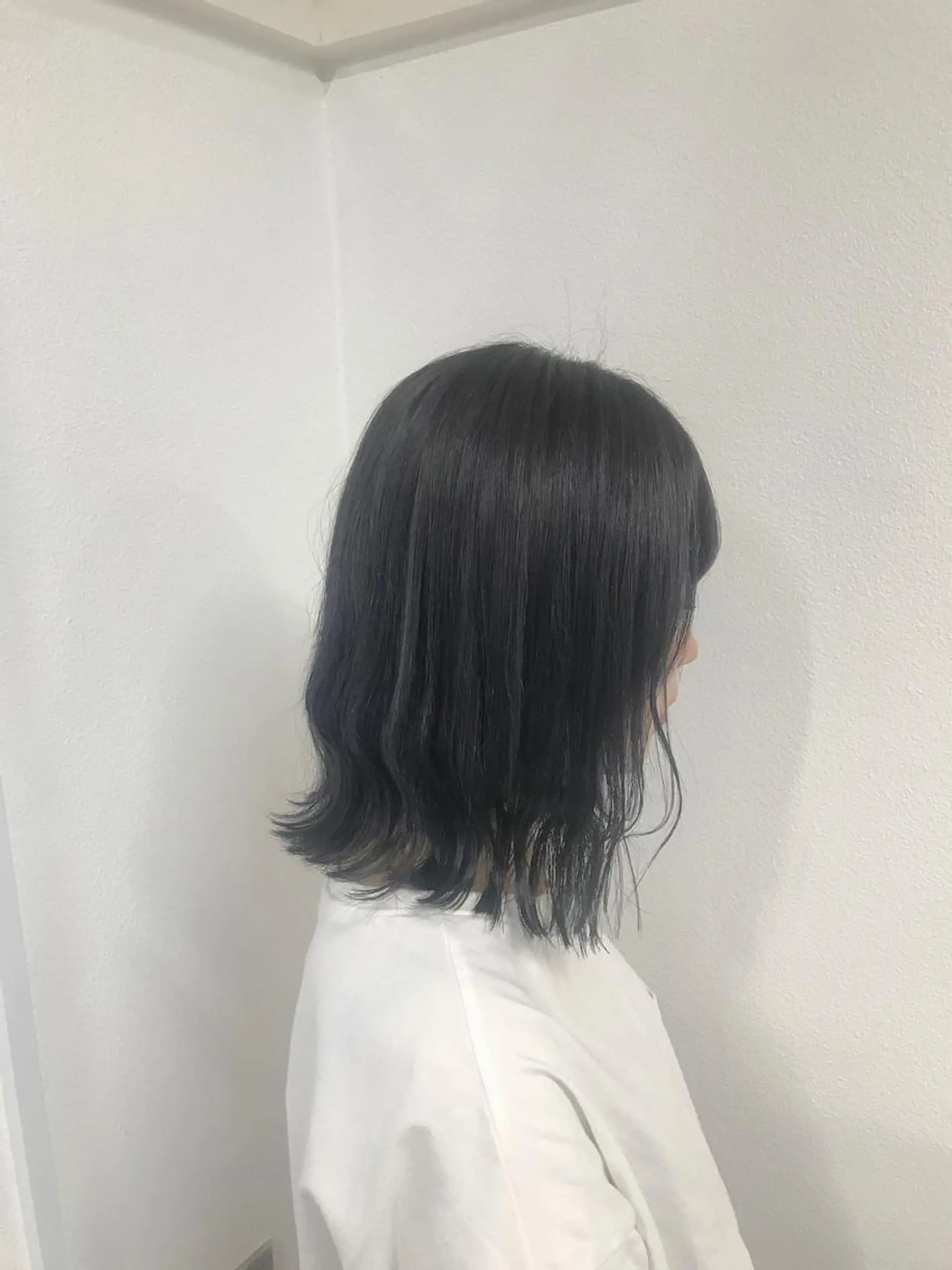 ショート カラー ヘアアレンジ ブルーカラー ブルージュ 外ハネヘア ヘアカラー トリートメント GiseL天神カラー 髪質改善/ブリーチのヘアスタイル