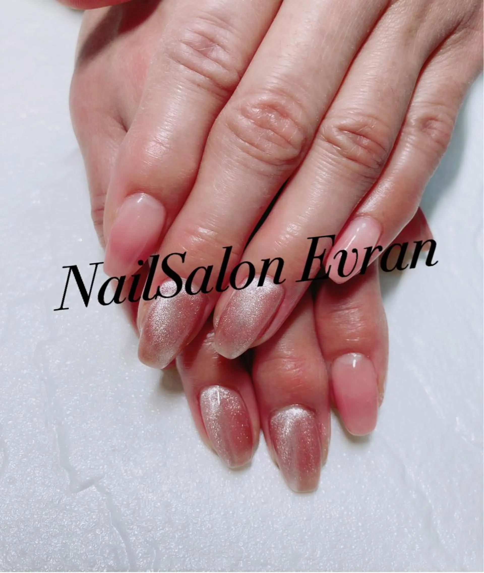 ネイル ジェルネイル グラデーション マグネットネイル シンプルネイル Nail salon Evranのネイルデザイン