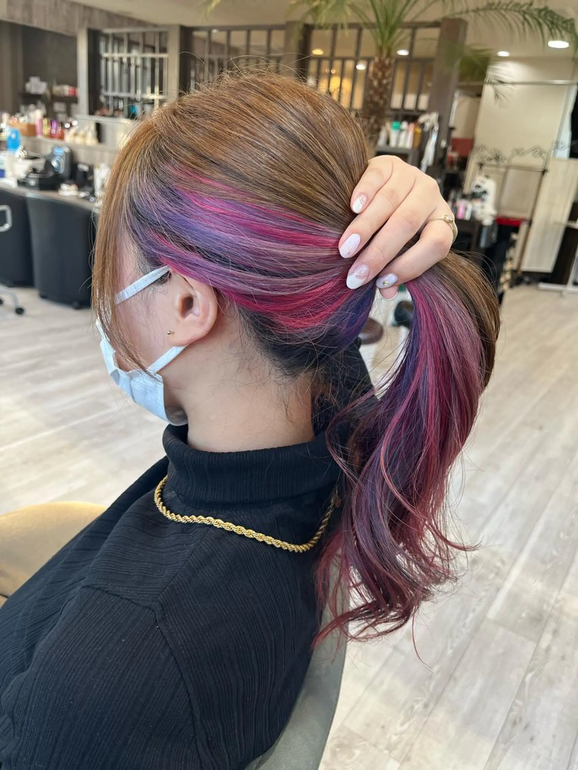 ロング カラー インナーカラー カット 縮毛矯正 Charme所属・佐藤 瑚碧のヘアスタイル