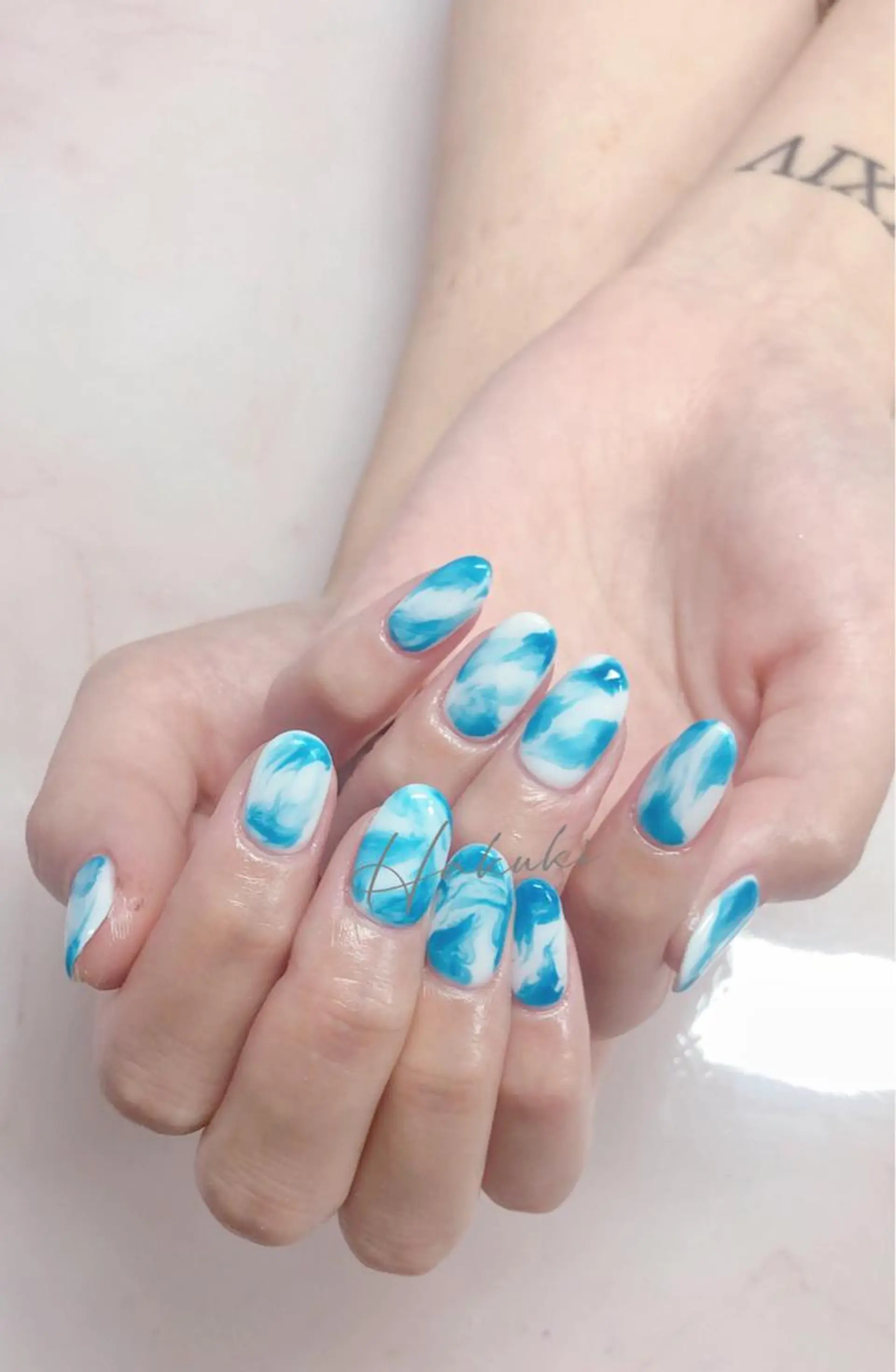 ネイル 持ち込み ハンドネイル ハンドケア ハク キのネイルデザイン