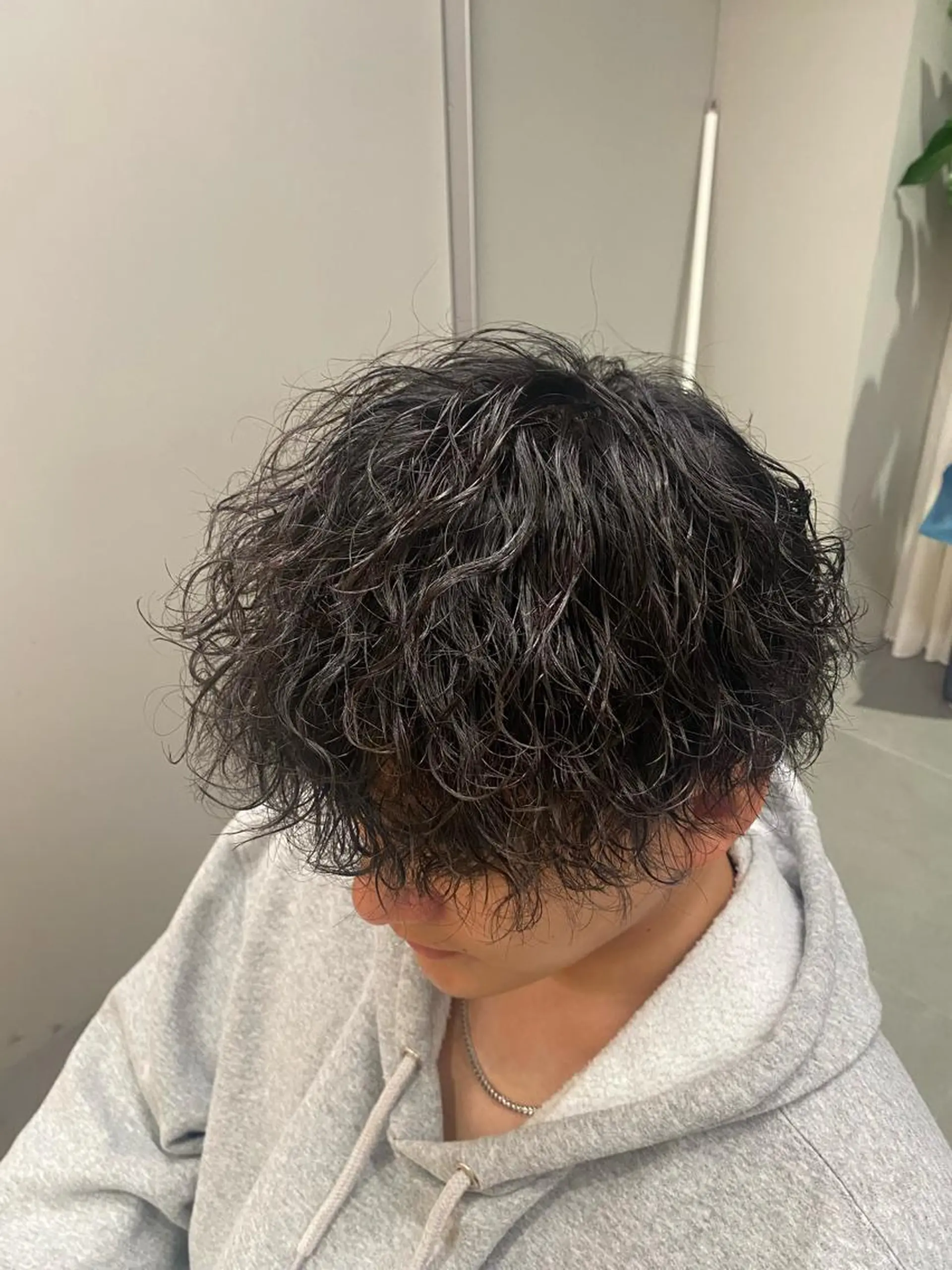 ミディアム パーマ メンズ カット パーマ 立川メンズパーマ職人 小泉文人のヘアスタイル