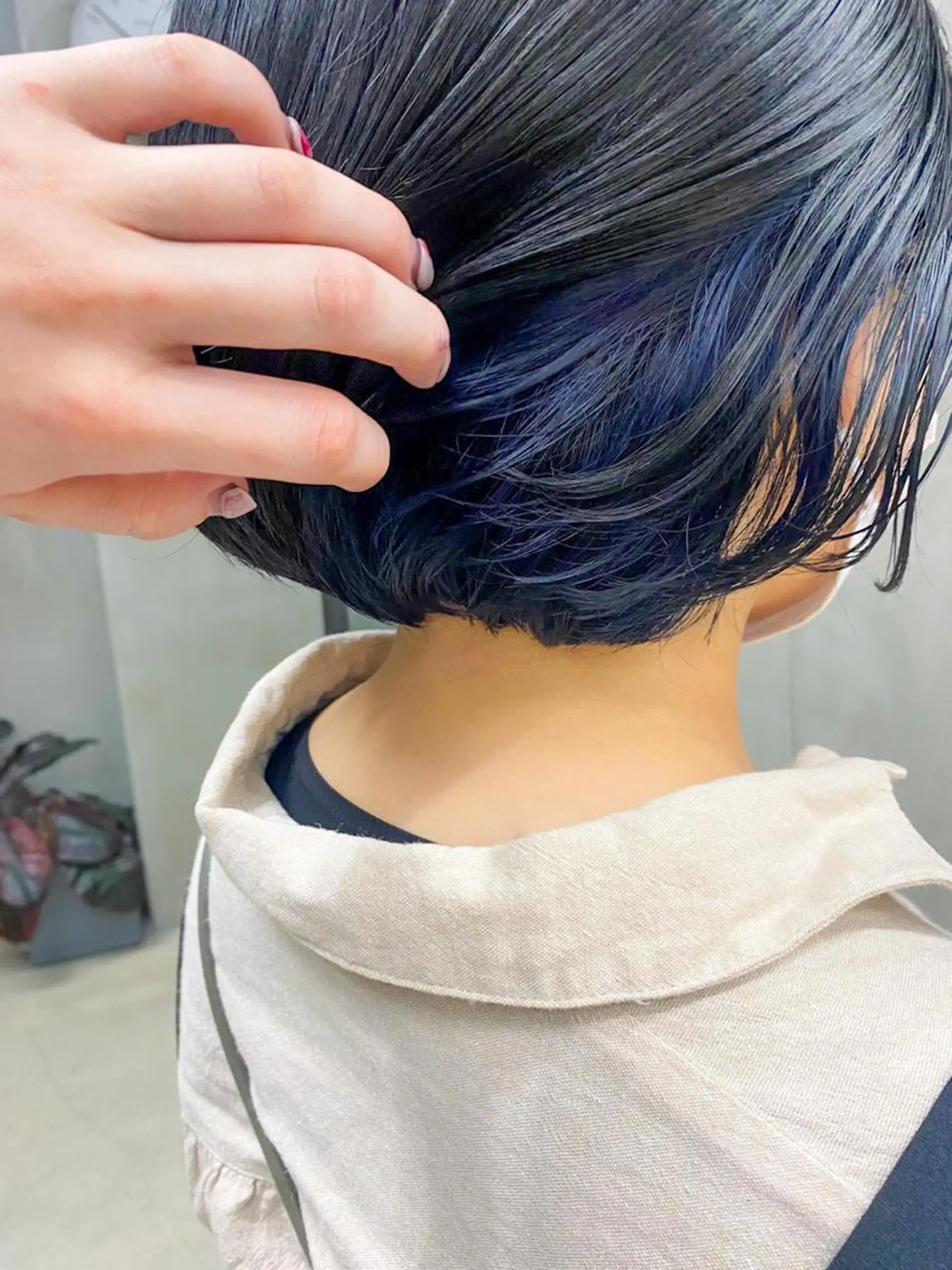 ショート カラー 村田 春歌のヘアスタイル