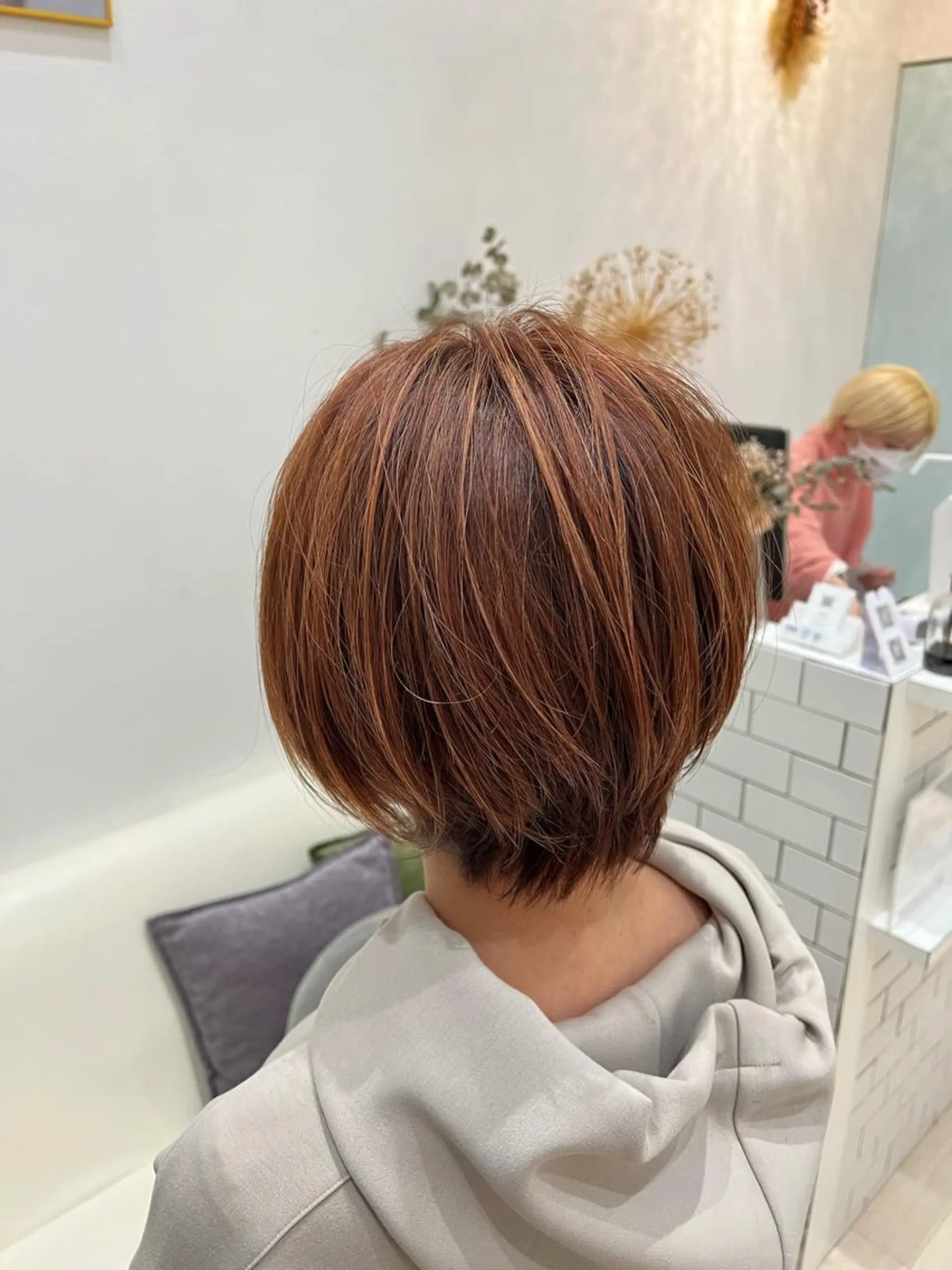 セミロング カラー パーマ ヘアアレンジ キッズ ネイル マツエク・マツパ ヘアカラー 堀井 凌平のヘアスタイル