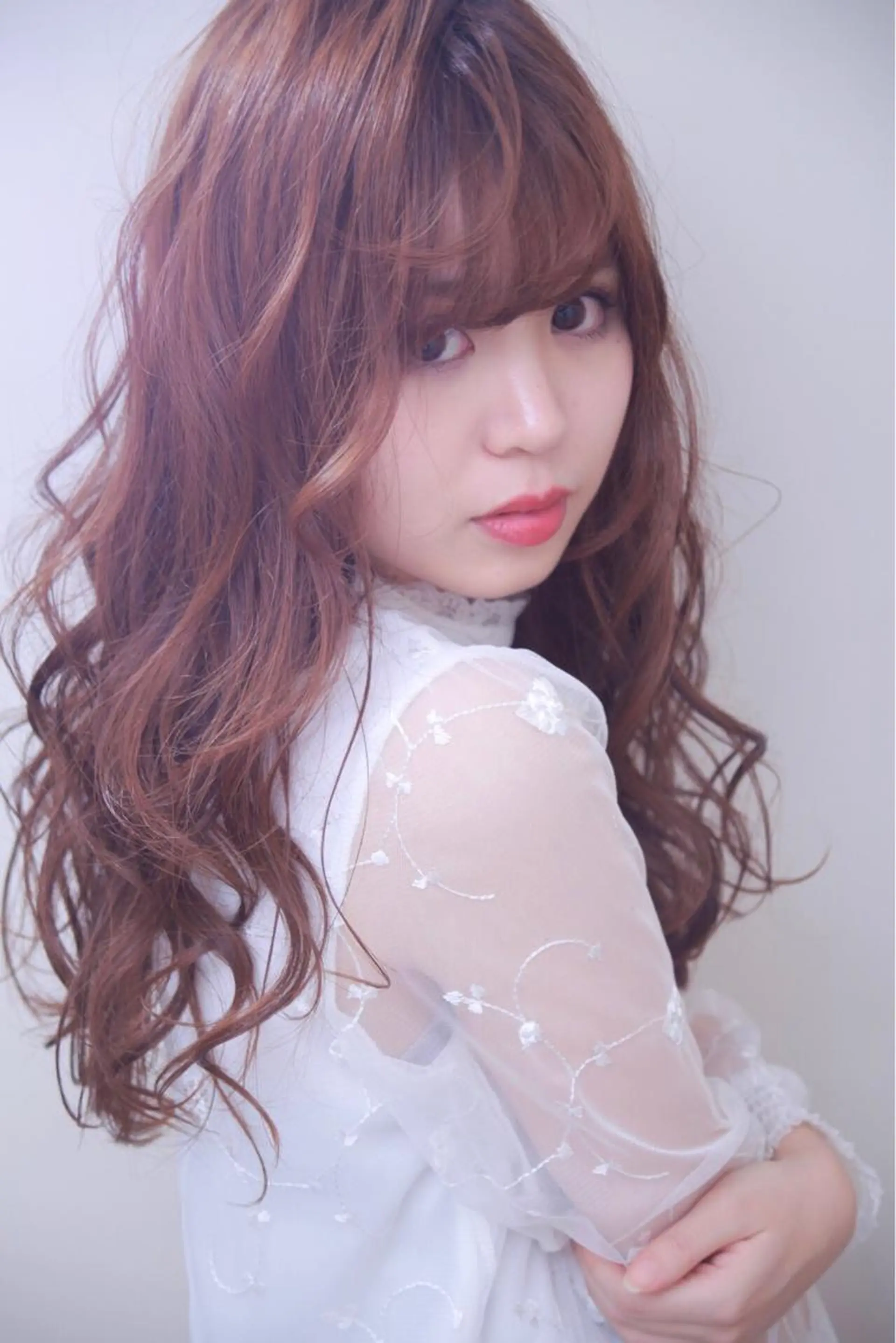 ロング 伊藤 裕貴のヘアスタイル