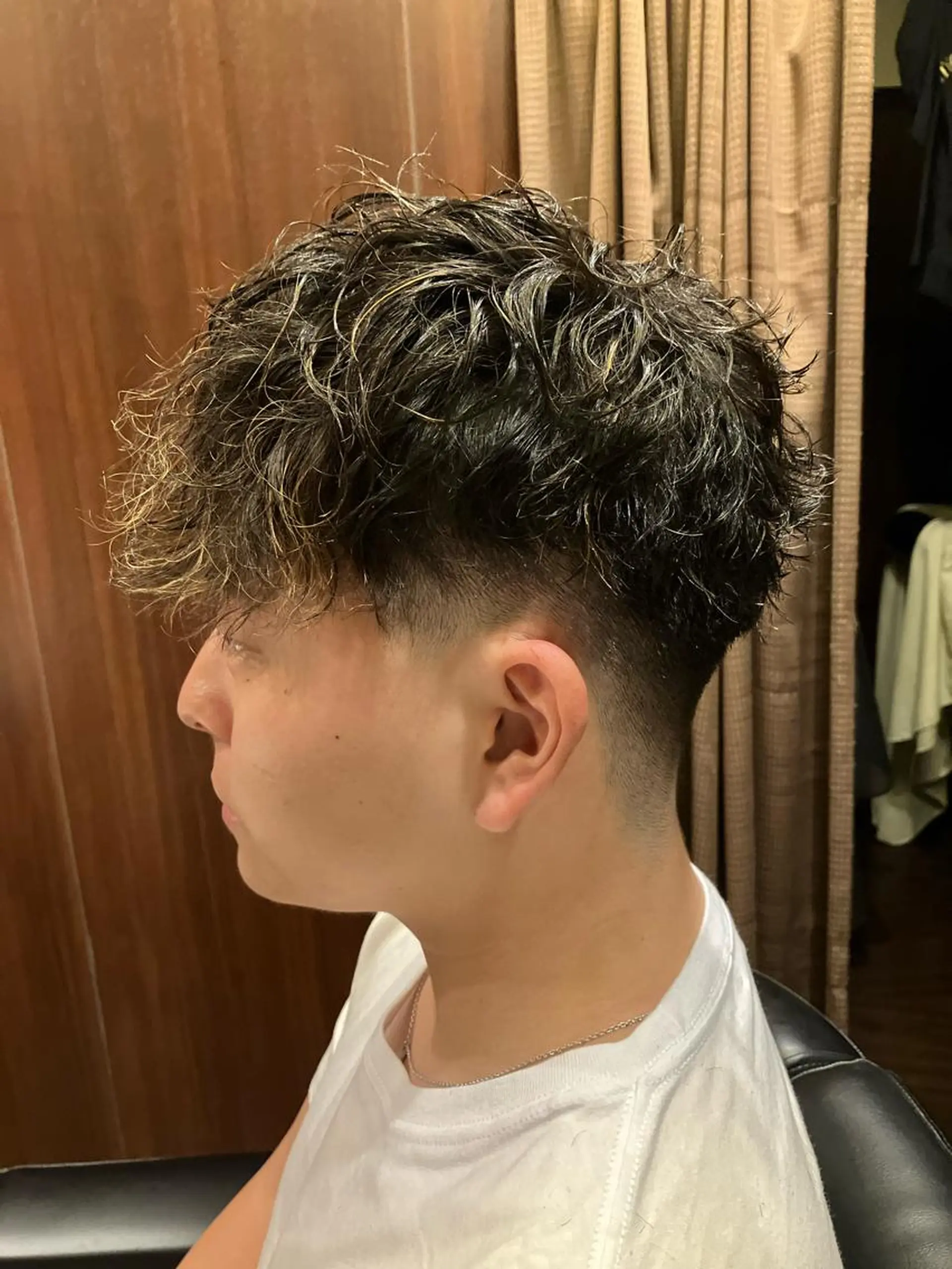 ショート パーマ BroTokyo Barbershop 銀座店所属・大河 たいがのヘアスタイル