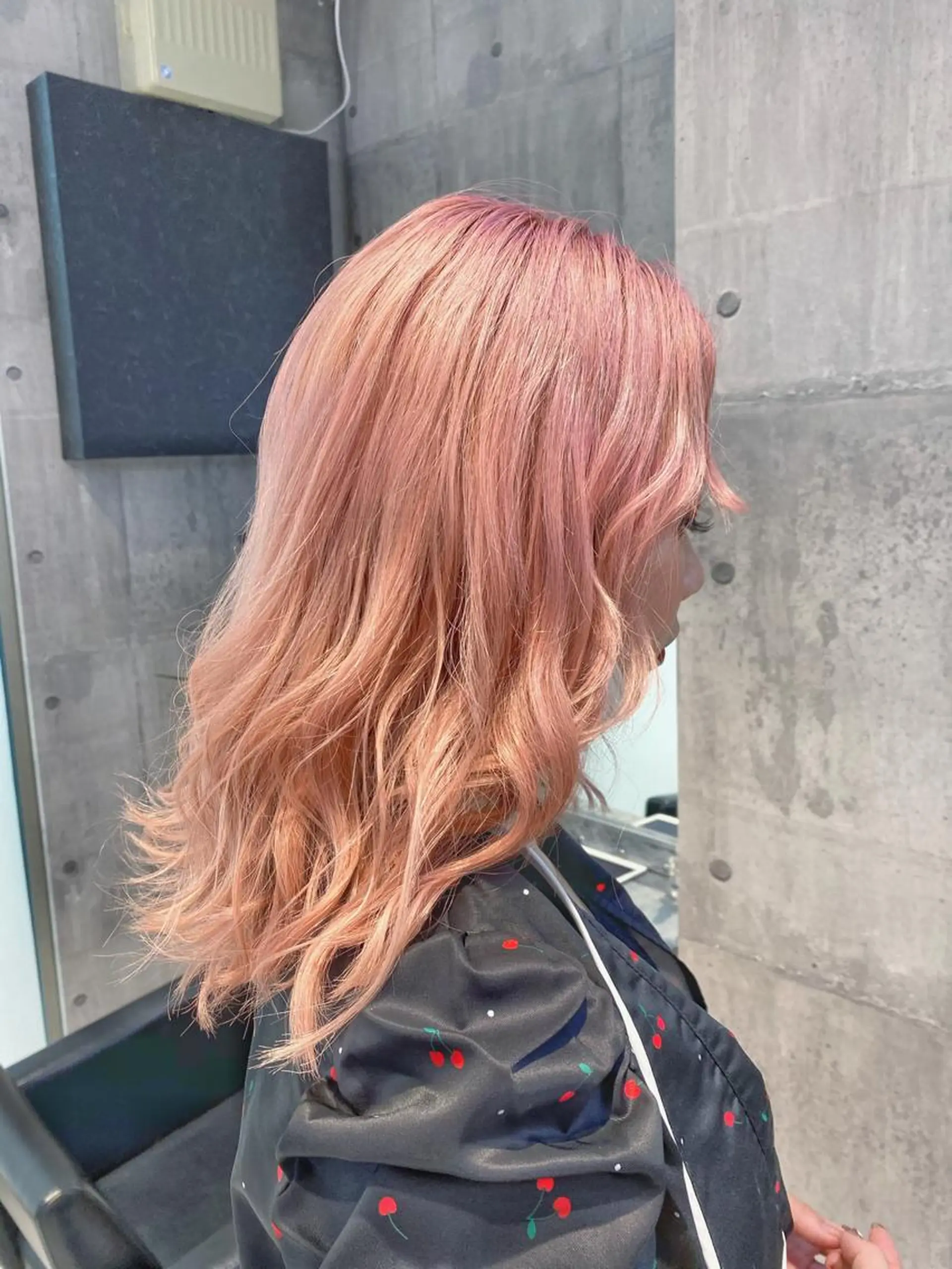 ミディアム アッシュ アッシュグレー パープルカラー 外国人風カラー ハイライト ヘアカラー トリートメント ヘアセット 🩰nanaka 🩰のヘアスタイル