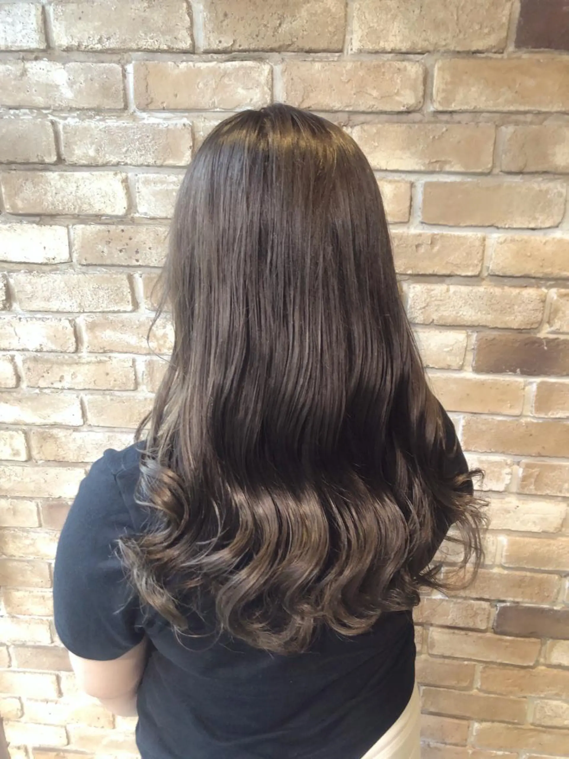 ロング 🧡ミルクティー/ レイヤー🧡ショウナのヘアスタイル