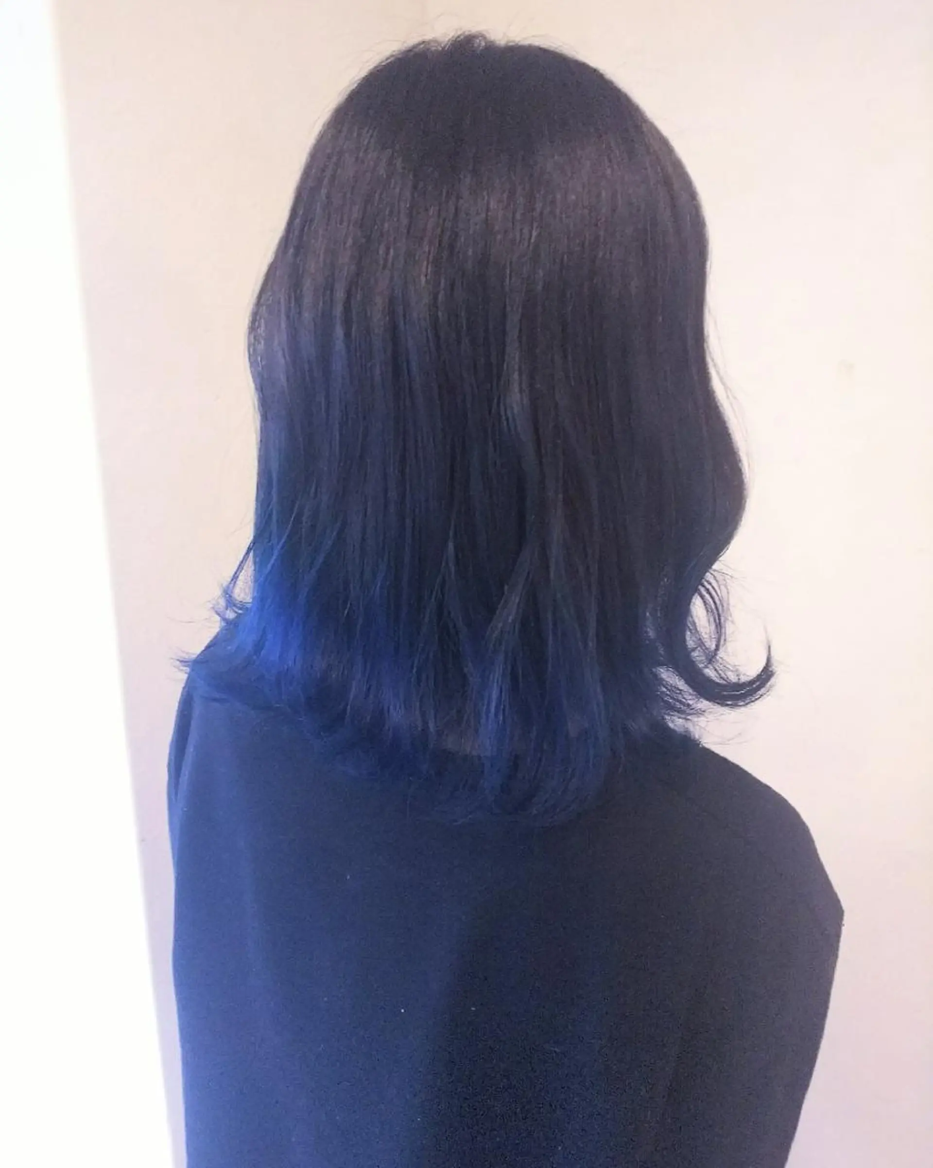 カラー ミディアム ブルーカラー JIL BLAN 京都所属・RU RIのヘアスタイル