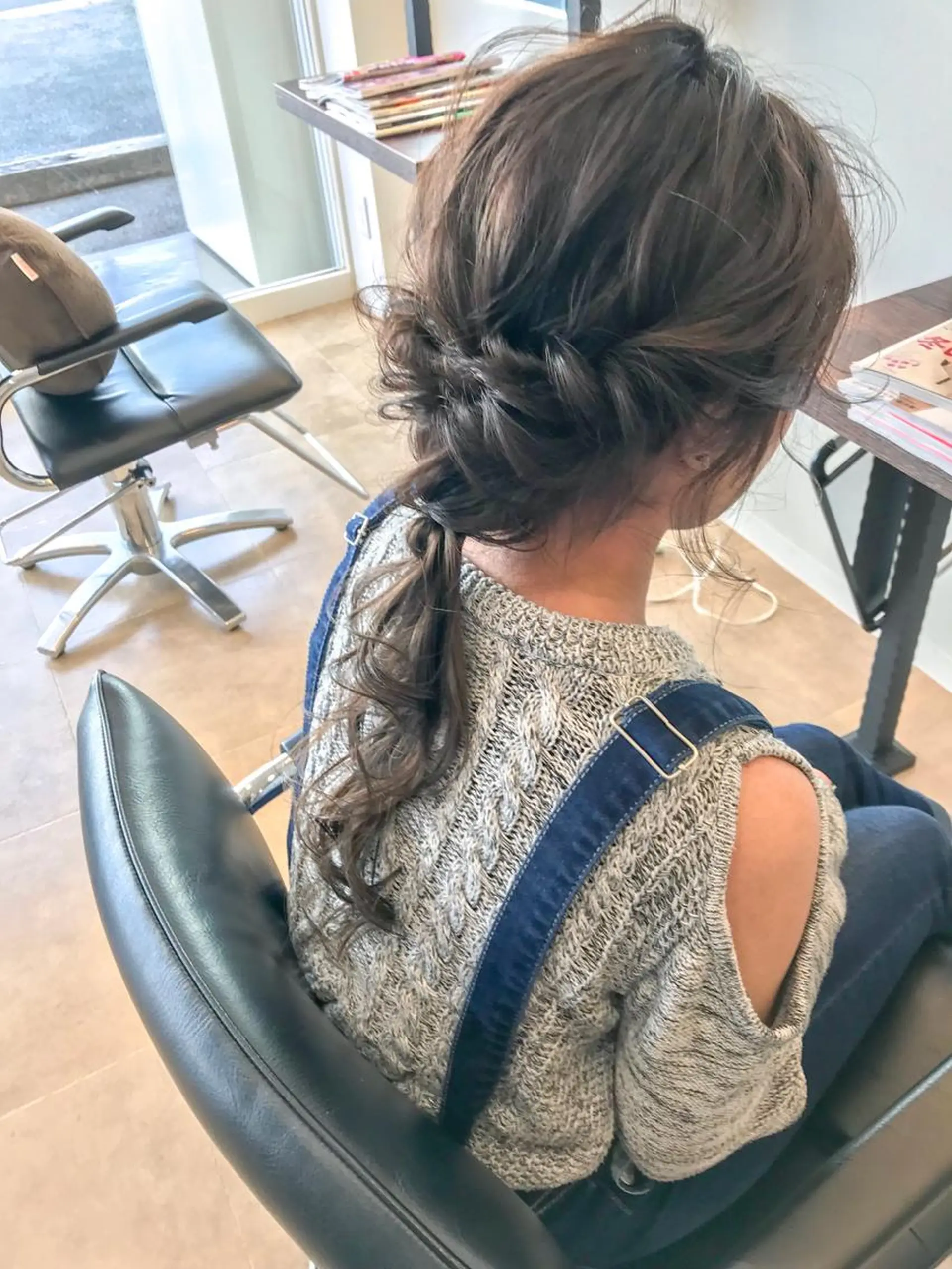 ロング カラー ヘアアレンジ 伊藤 裕貴のヘアスタイル