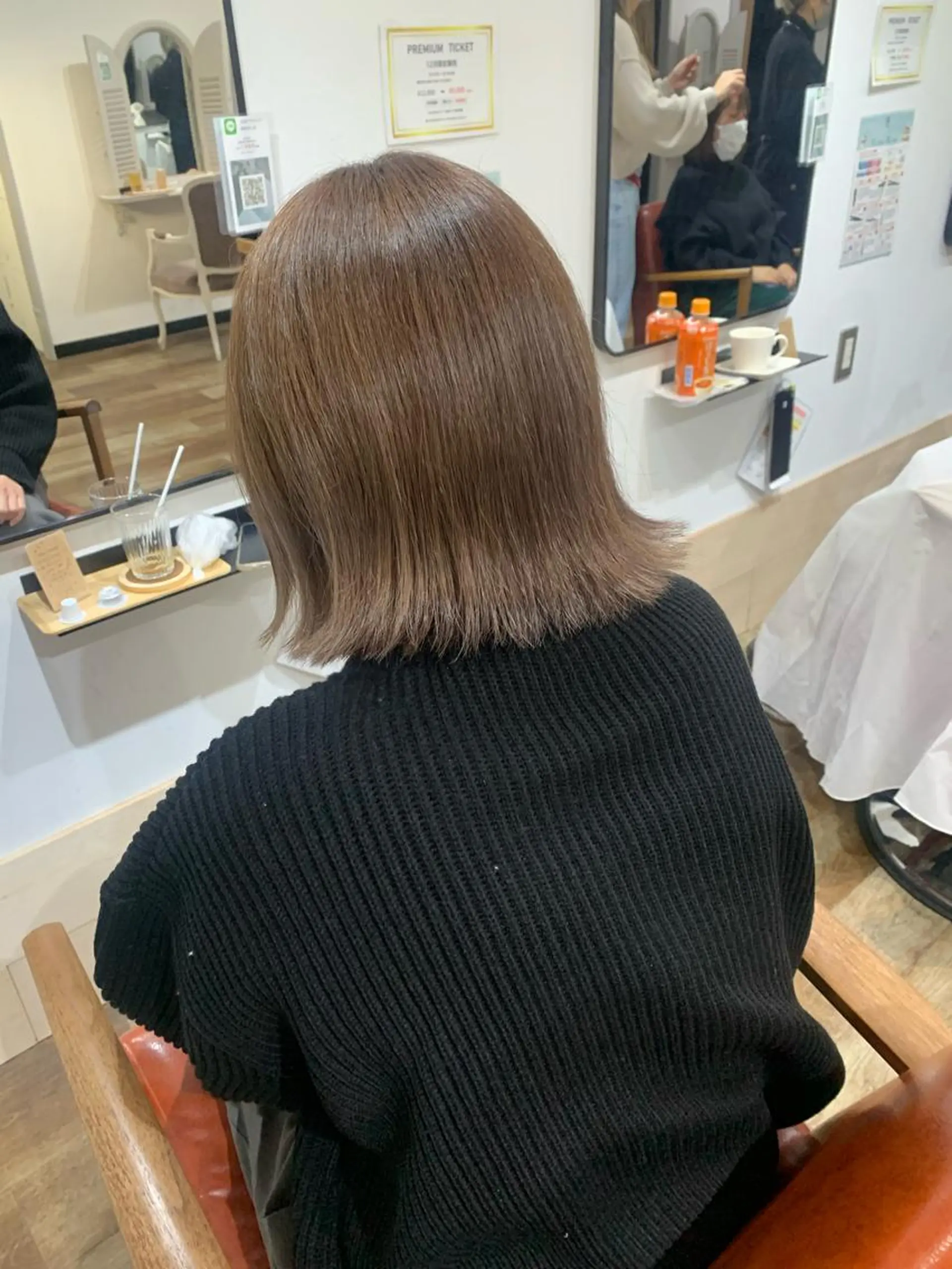ミディアム カラー ブリーチ 田中 優衣のヘアスタイル
