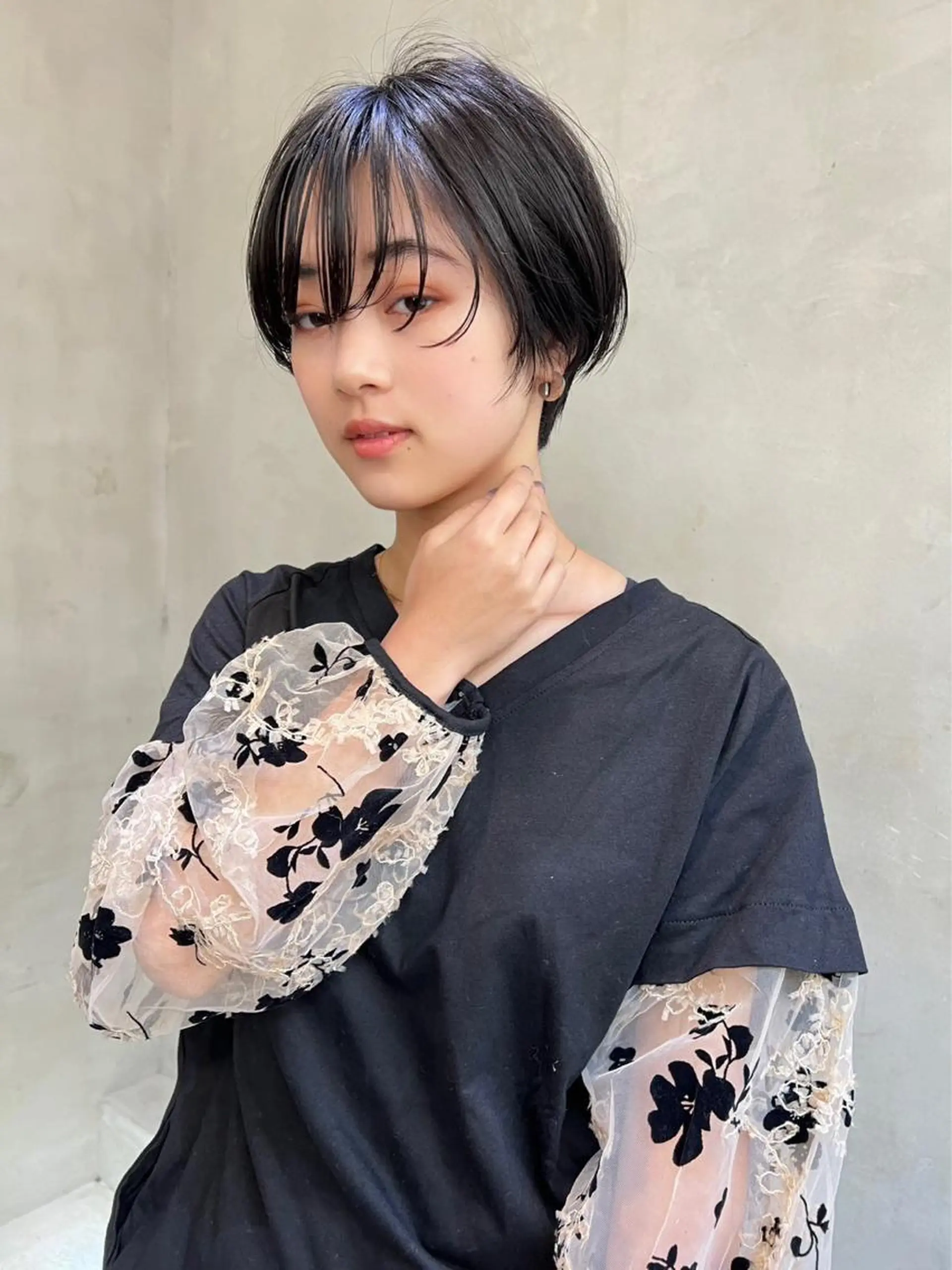 ショート カラー グレージュ 💎髪質改善/艶カラ ー🌟加藤陸🌟のヘアスタイル