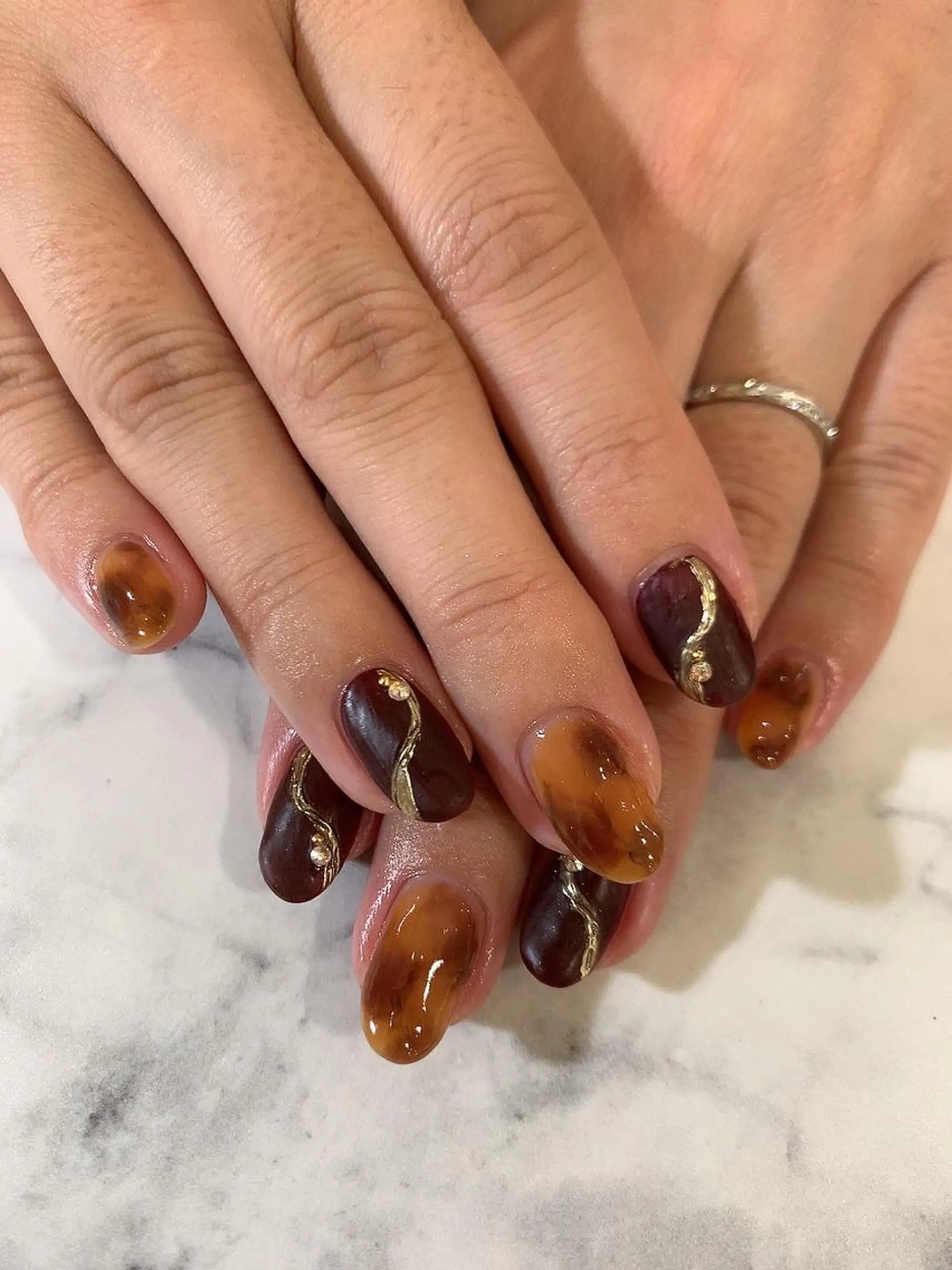 ネイル べっ甲ネイル 高橋 実和子のマツエク・マツパデザイン