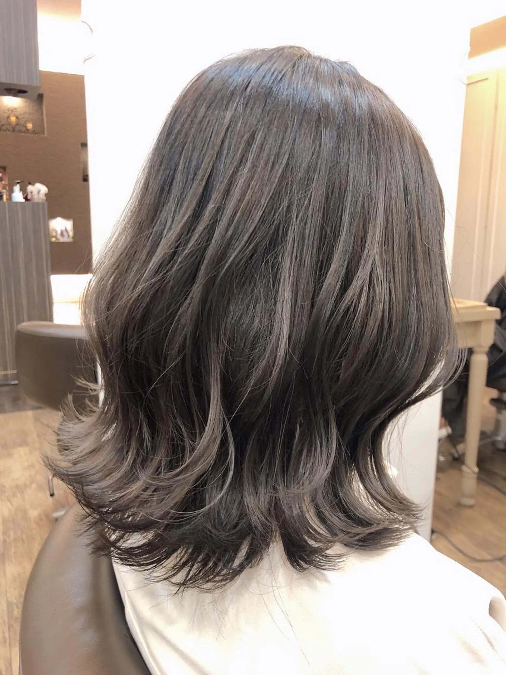 セミロング カラー カット ヘアカラー トリートメント 西野 美空🍊のヘアスタイル